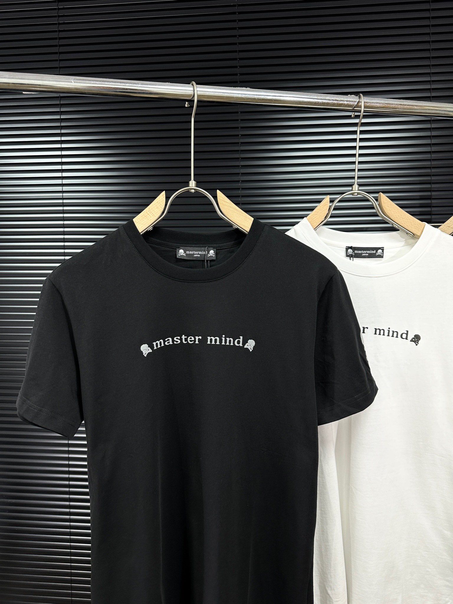 最安値！大人気 マスターマインド スタジャン偽物 純綿 Tシャツ トップス 短袖 ロゴプリント ゆたっり メンズ 2色可選 ブラック_2