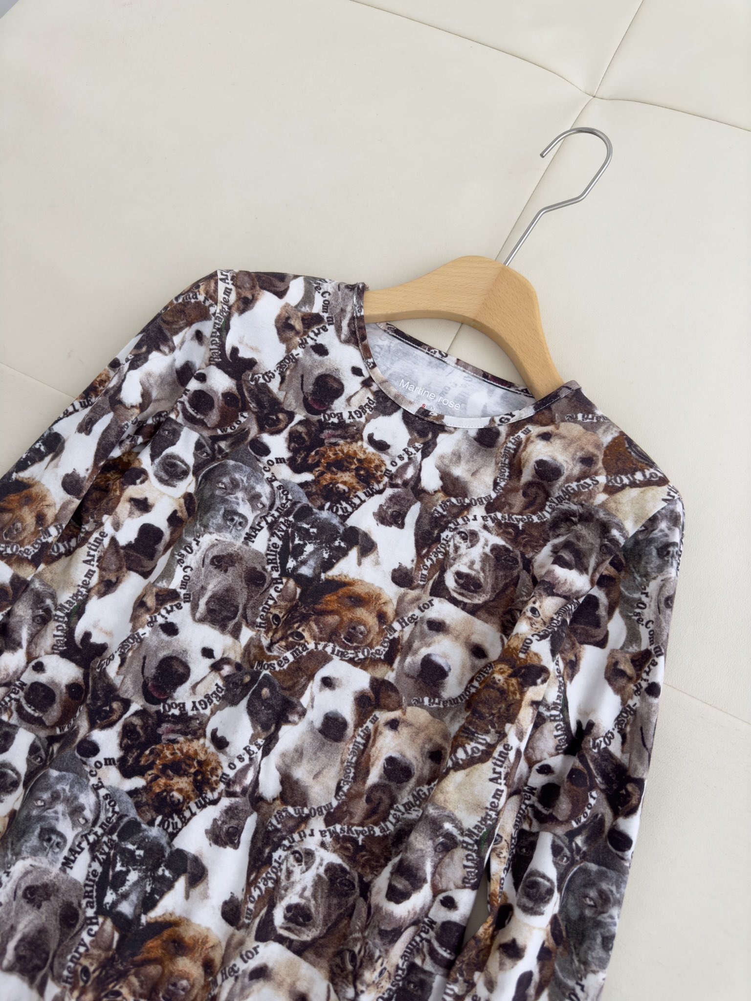 人気定番豊富な マーティンローズ セールｎ級品 純綿 トップス 長袖 tシャツ カラフル 犬プリント 弾性がいい ブラック_3