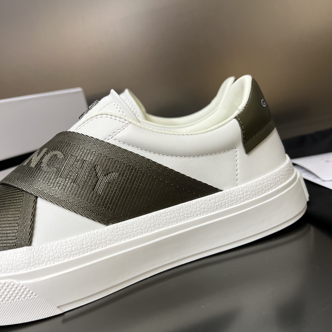 オシャレにお得100%新品ジバンシィ人気シューズコピー   city sportシリーズのメンズスポーツシューズ_2