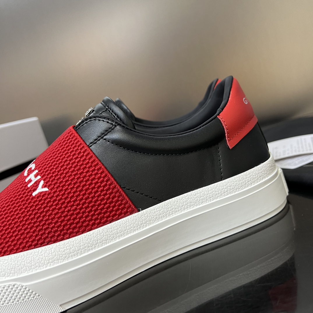 驚きの破格値人気のスニーカージバンシィn級品   city sportスポーツシューズ_2