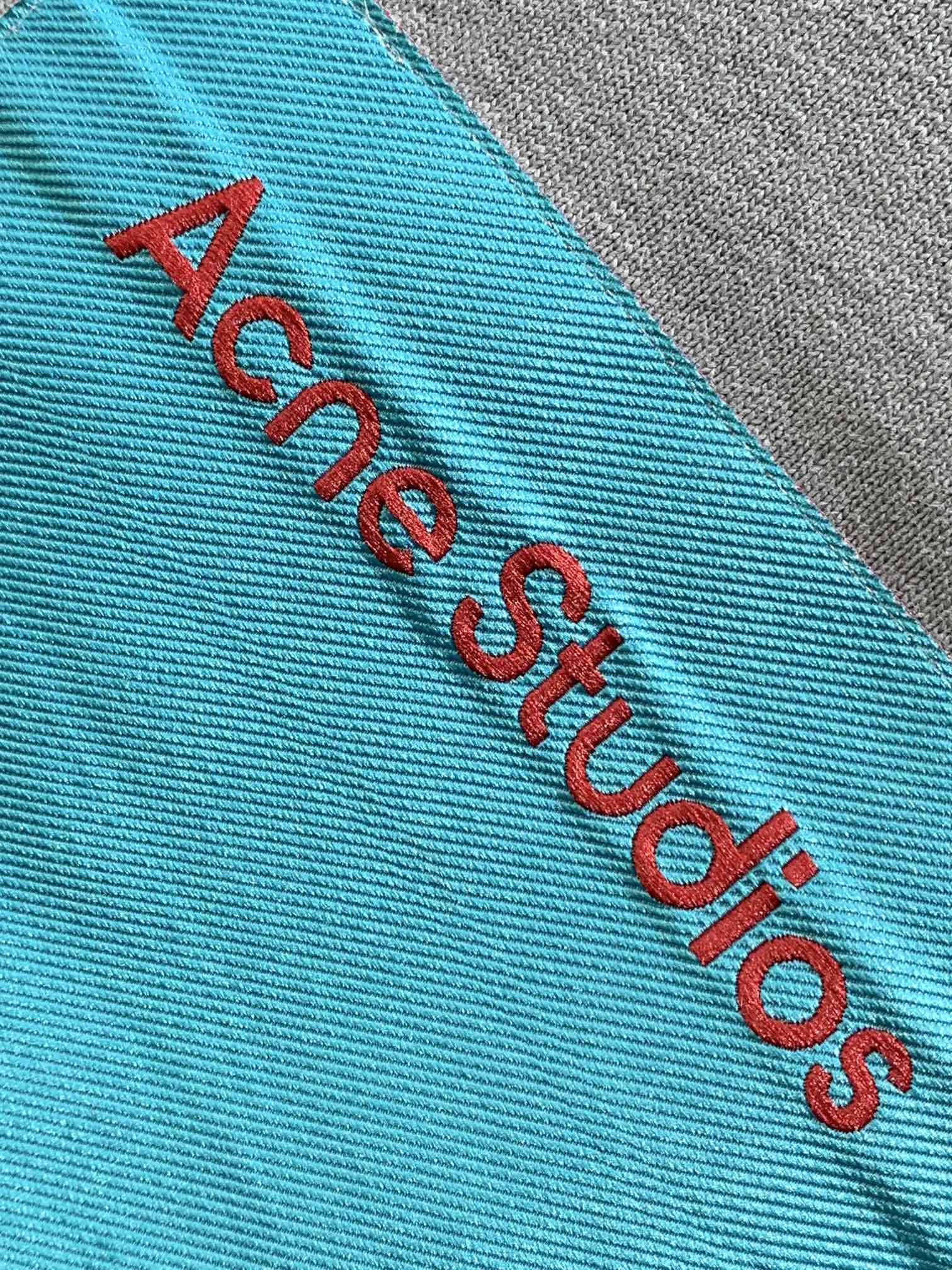 アクネストゥディオズ tシャツ レディーススーパーコピー トップス 純綿 柔らかい 丸首 人気品 3色可選 グレイ_5