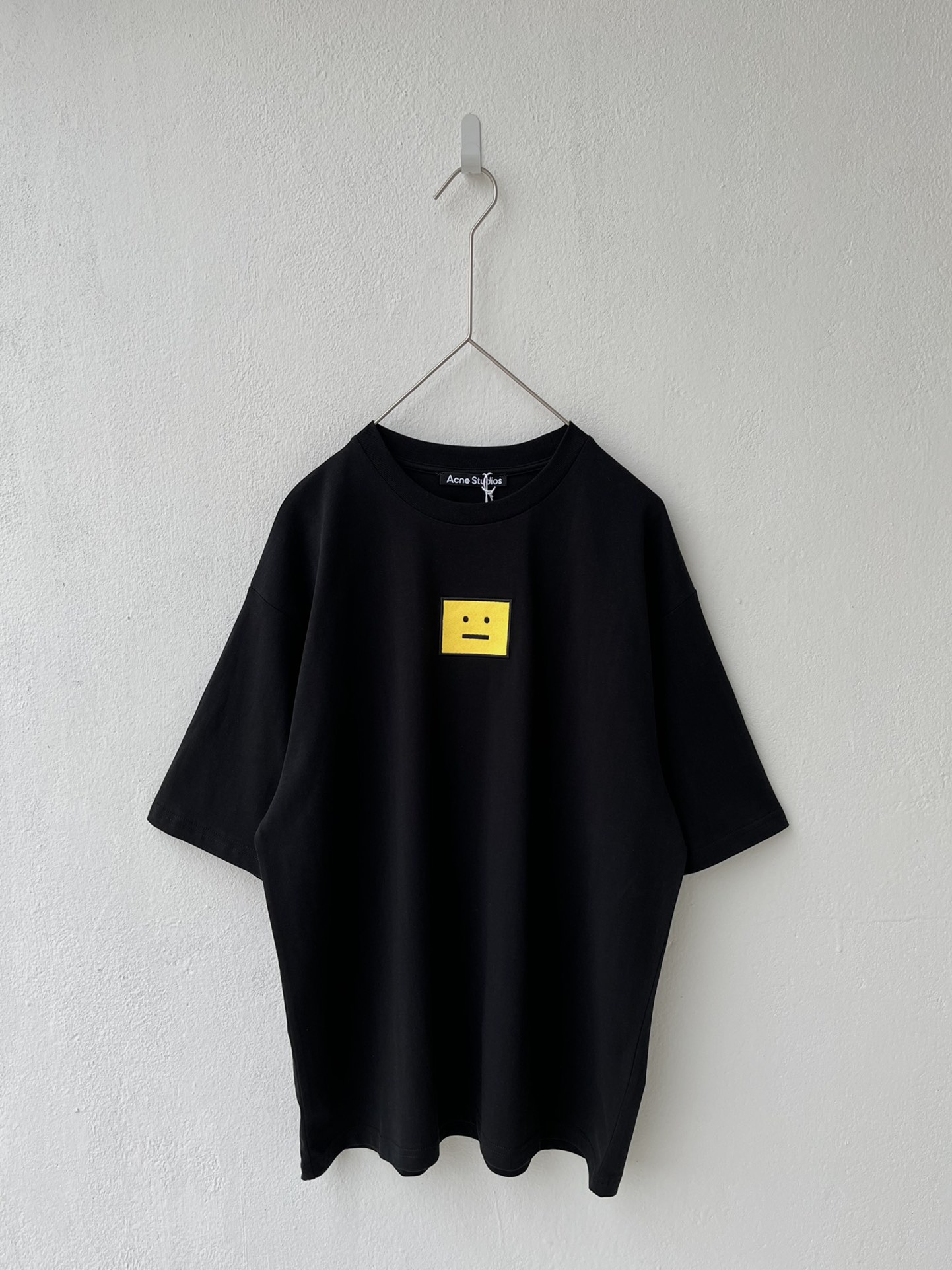 アクネストゥディオズ トップスコピー トップス 純綿 半袖tシャツ 笑顔プリント シンプル 数量限定爆買い 2色可選_4