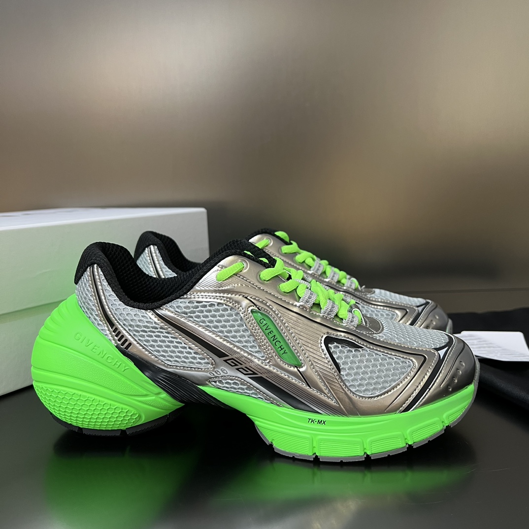 数量限定得価ジバンシィ安いシューズn級品  Runnerシリーズのメンズスポーツシューズ_2