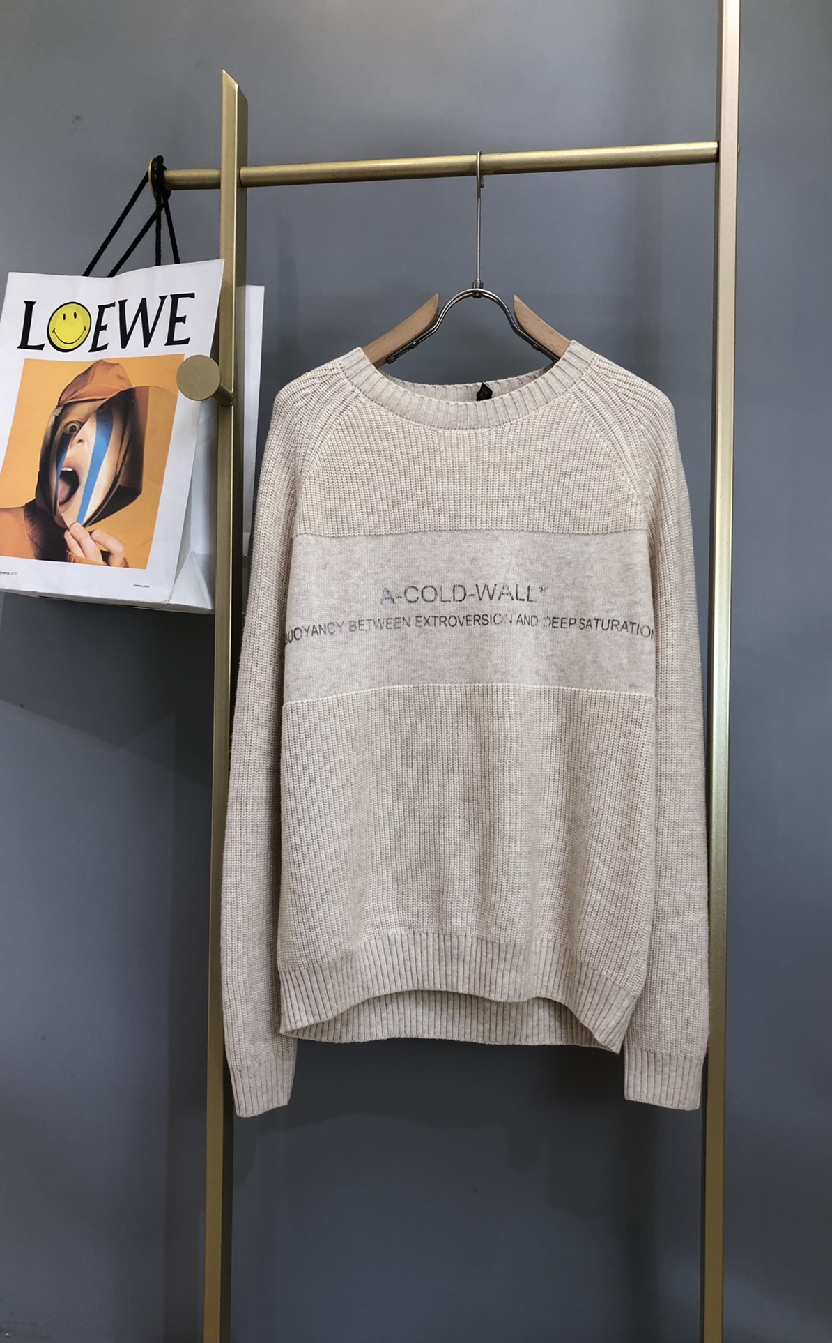 ACOLDWALL アコールドウォールセーター激安通販 暖かい ニットトップス 丸首 柔らかい 男女兼用 シンプル 杏色_1