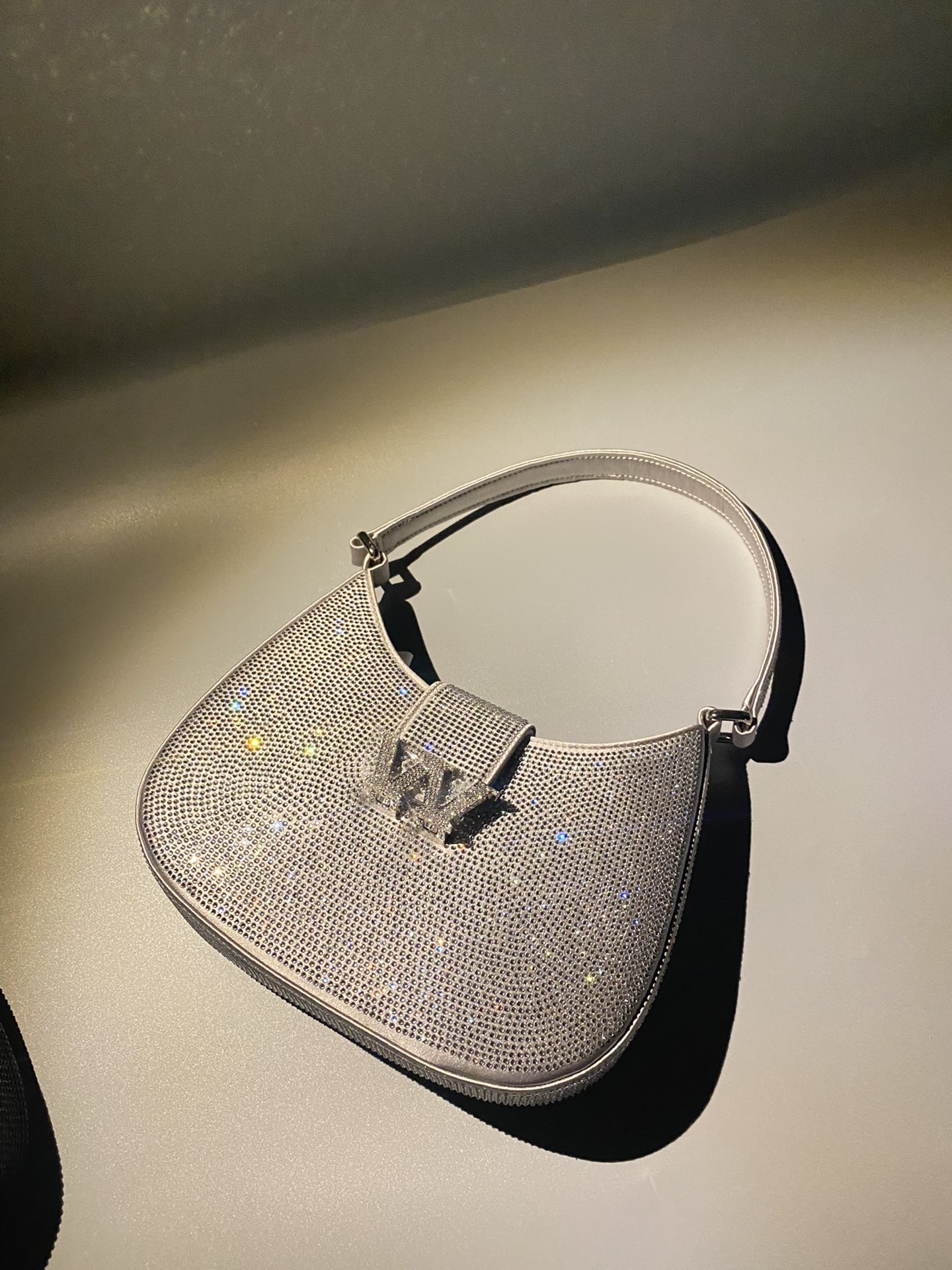 激安大特価最新作のアレキサンダーワング ハンドバッグスーパーコピー_3