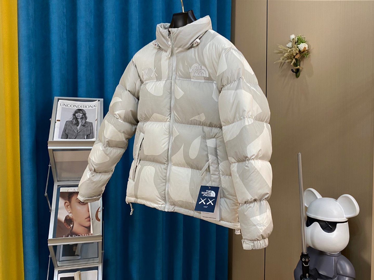 メンズ ザノースフェイスダウンジャケット激安通販 暖かい 保温 ファッション 人気品 アウター コラボモデル 2色可選 ホワイト_3
