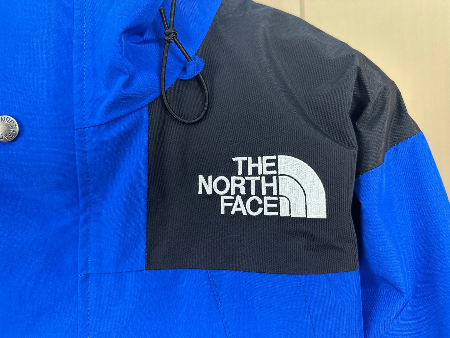 TNFザノースフェイスヌプシジャケットコピー アウター トップス ストームジャケット 大人気 防水 防風 フード付き 運動 ブルー_4