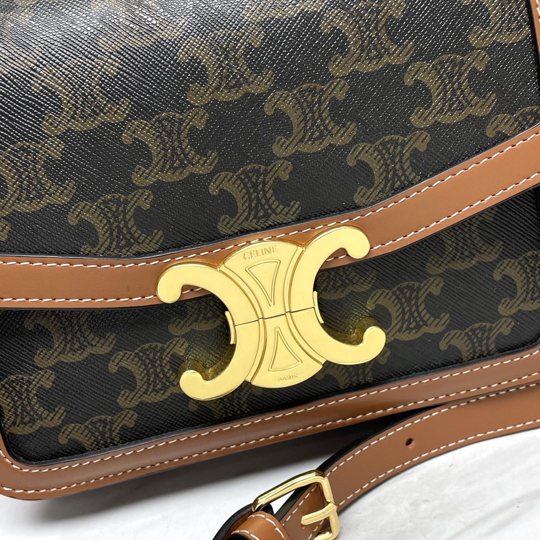 オシャレにお得100%新品セリーヌコーデバッグ n級品 Triomphe Canvas_3