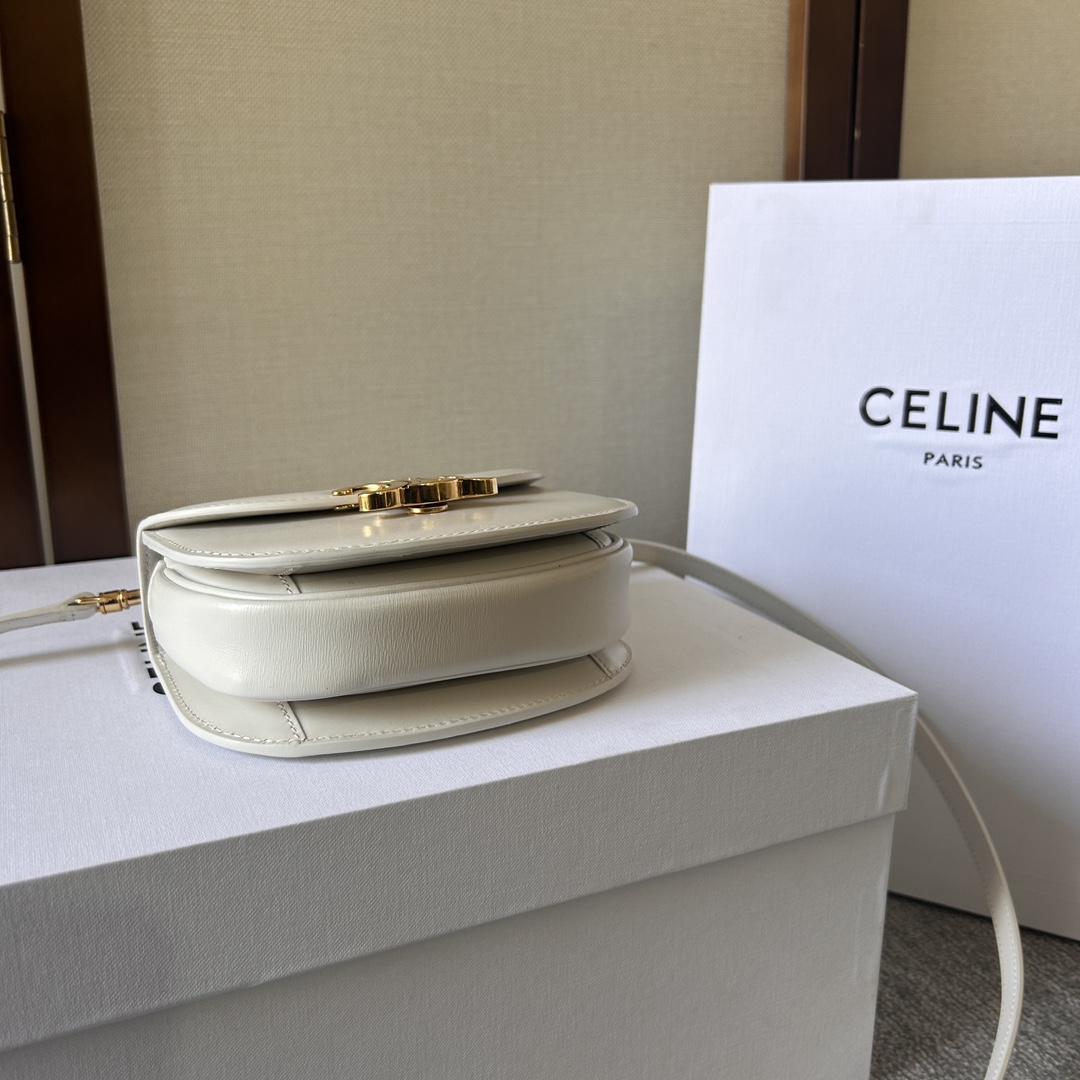 人気セール高品質セリーヌバッグ偽物　Mini Besaceバッグ_4