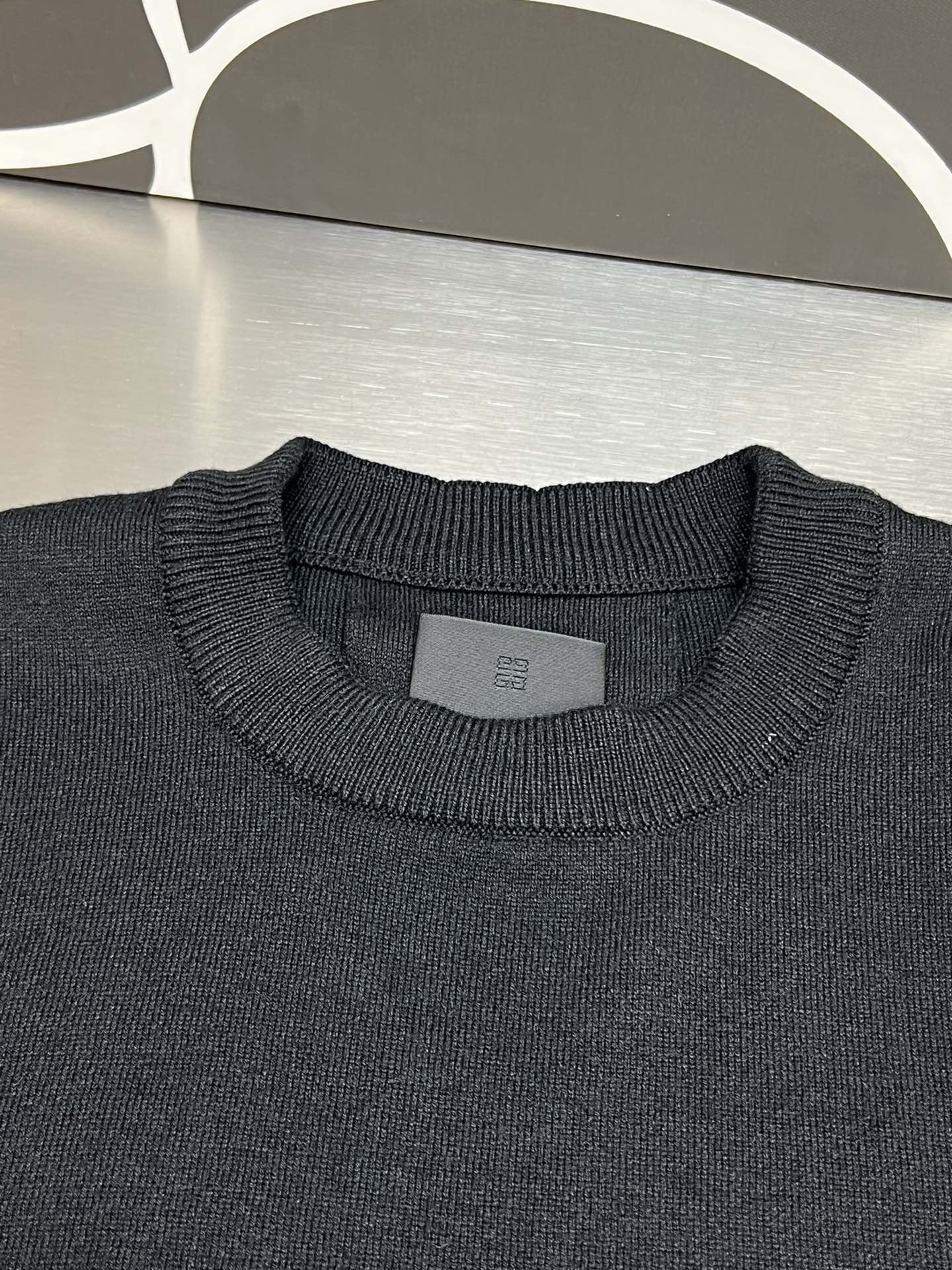 [新季度]ジバンシィ服偽物 冬服 暖かい ウール 厚い ニットトップス セーター シンプル ファッション ブラック_4
