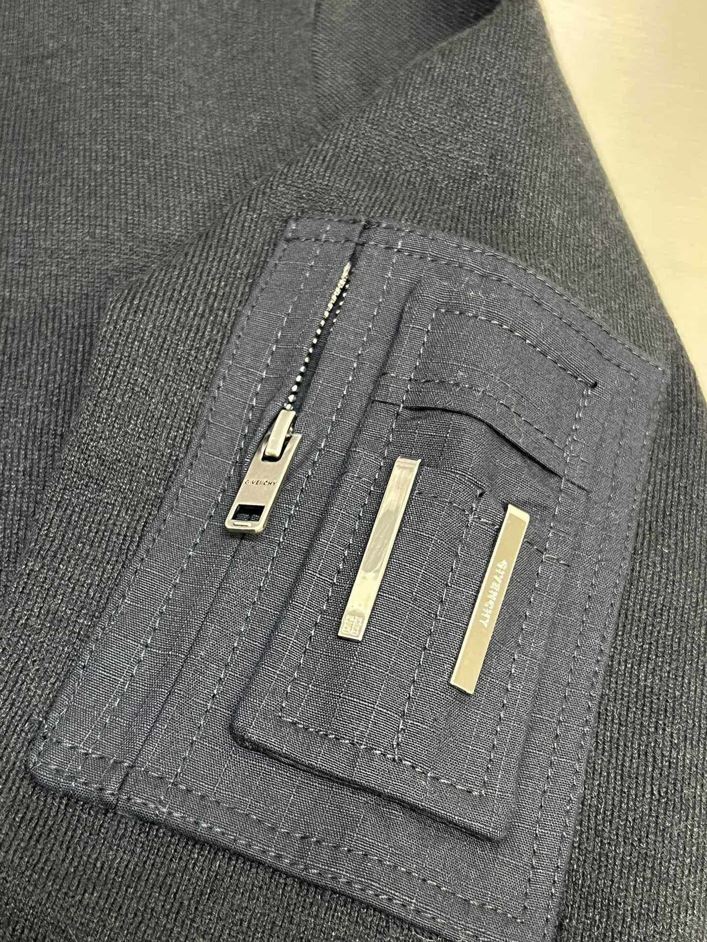 [新季度]ジバンシィ服偽物 冬服 暖かい ウール 厚い ニットトップス セーター シンプル ファッション ブラック_6