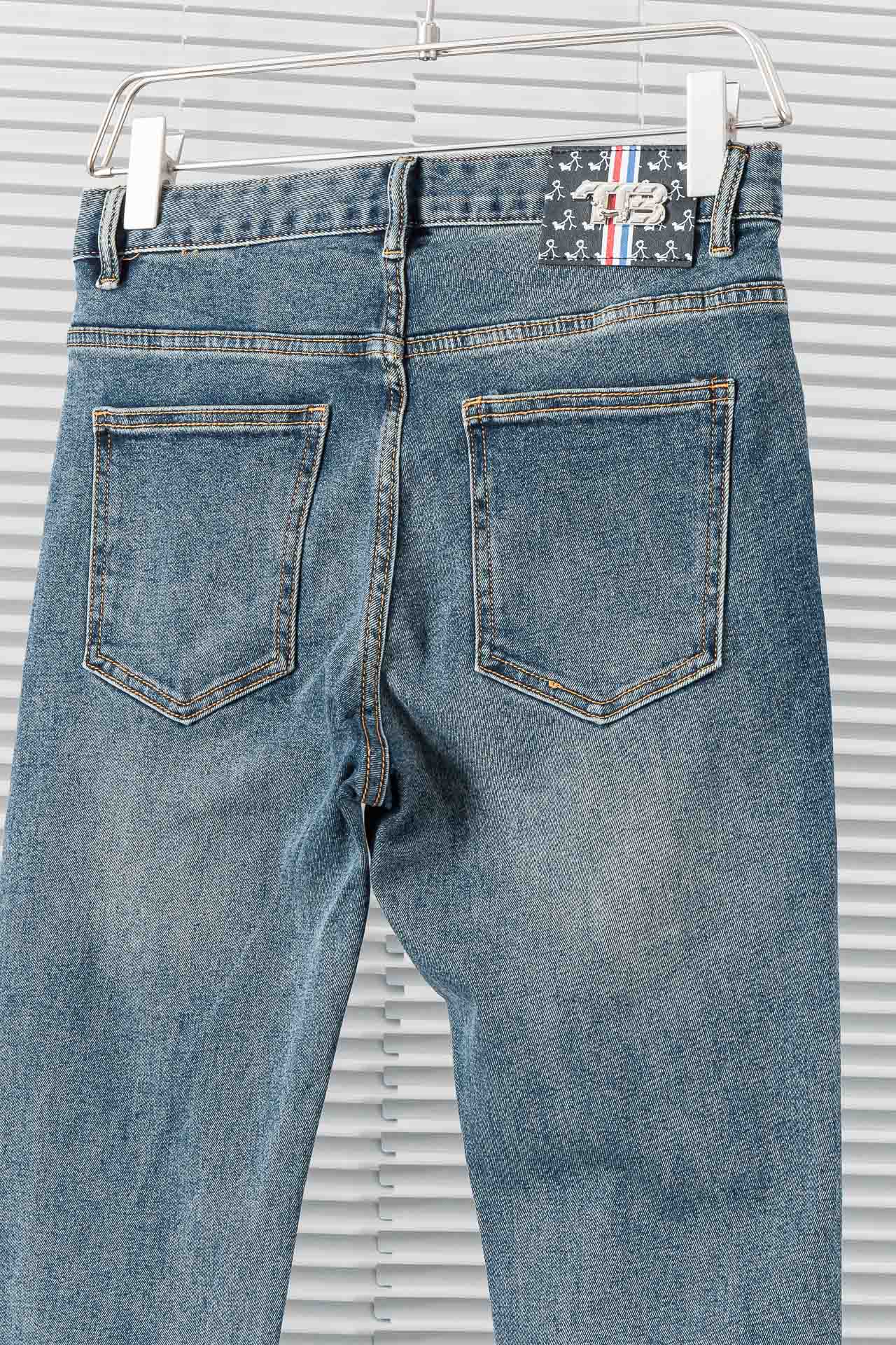 驚きの破格値人気のトム・ブラウンジーンズn級品 ウォッシュデニムコットン生地_7