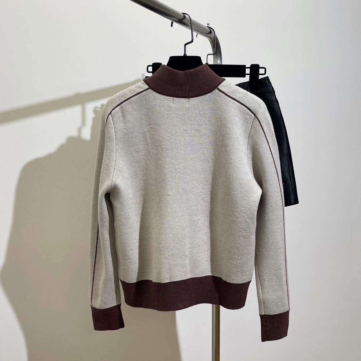 セリーヌ テーラード ジャケット メンズ激安通販 ジャケット トップス アウター ハイネック ニット セーター 柔らかい グレイ_9