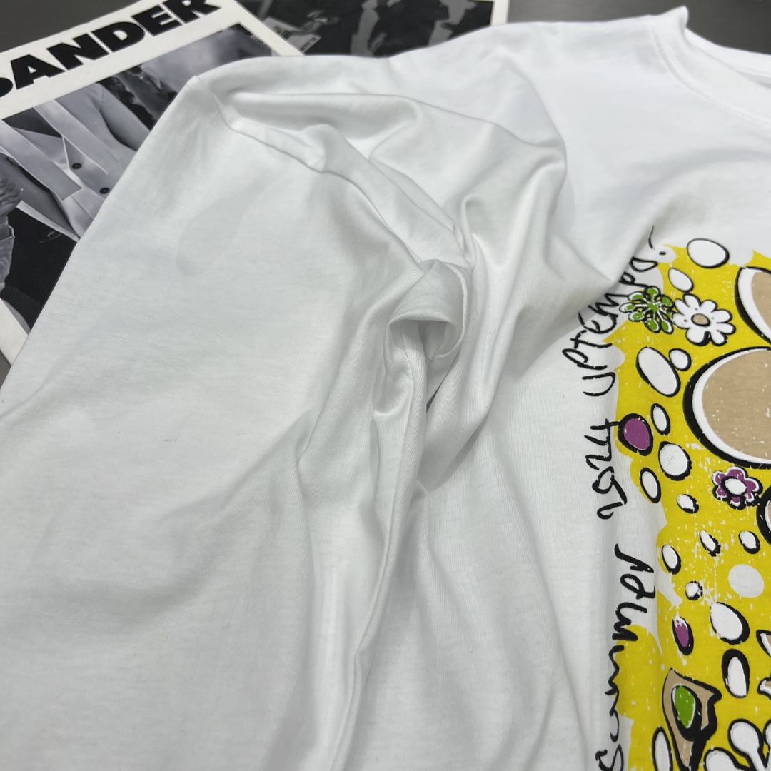 春新作 マーティンローズ サイズ感コピー 長袖 トップス Tシャツ 花プリント シンプル ファッション 人気 激安品 ホワイト_4