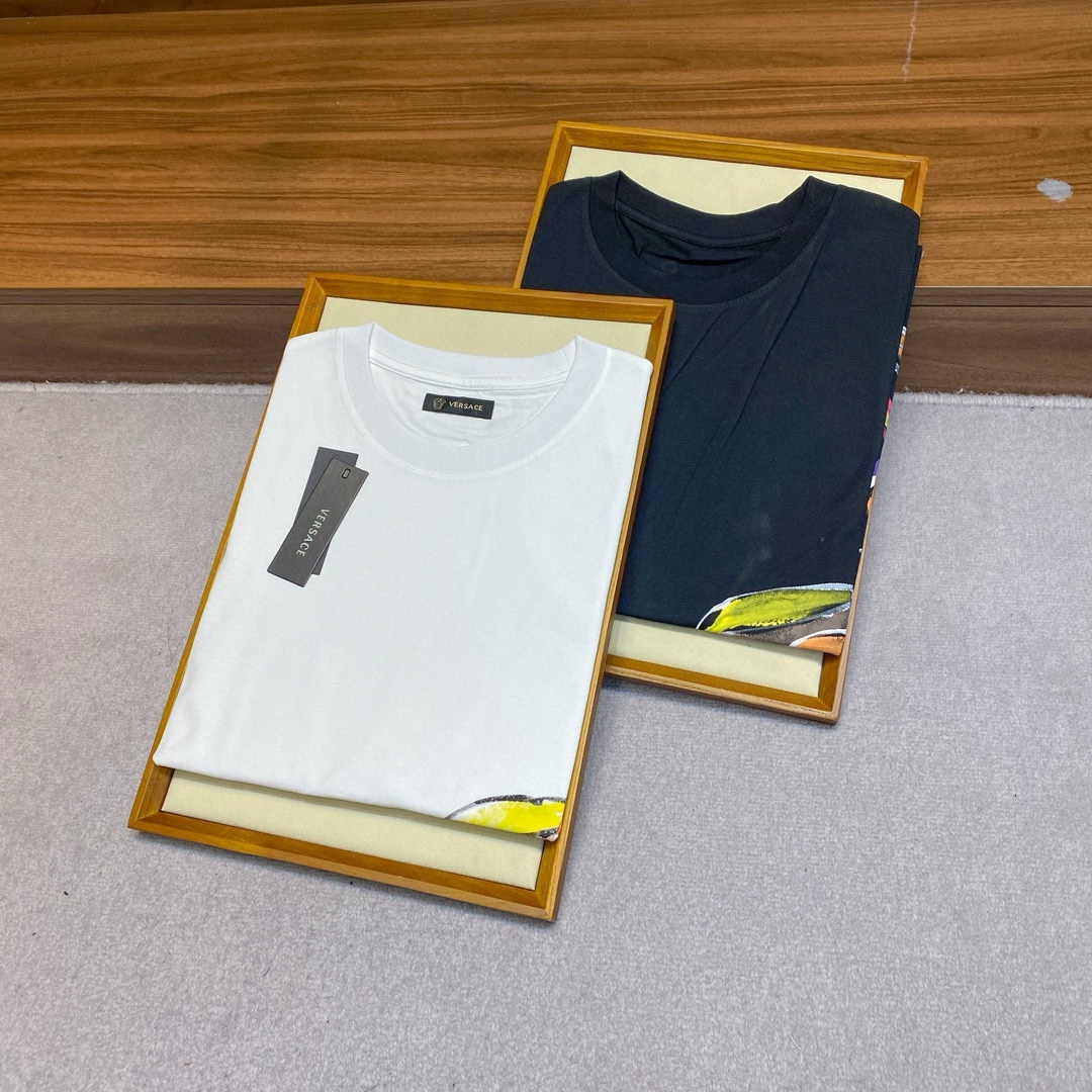 春夏新品 ヴェルサーtシャツスーパーコピー 純綿 トップス ファッション 短袖 丸首 シンプル プリント 2色可選_7