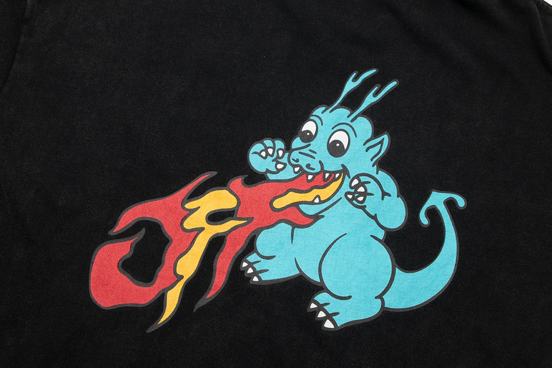 新作入荷格安オフホワイトＴシャツスーパーコピー　春夏新作 Tシャツ_3