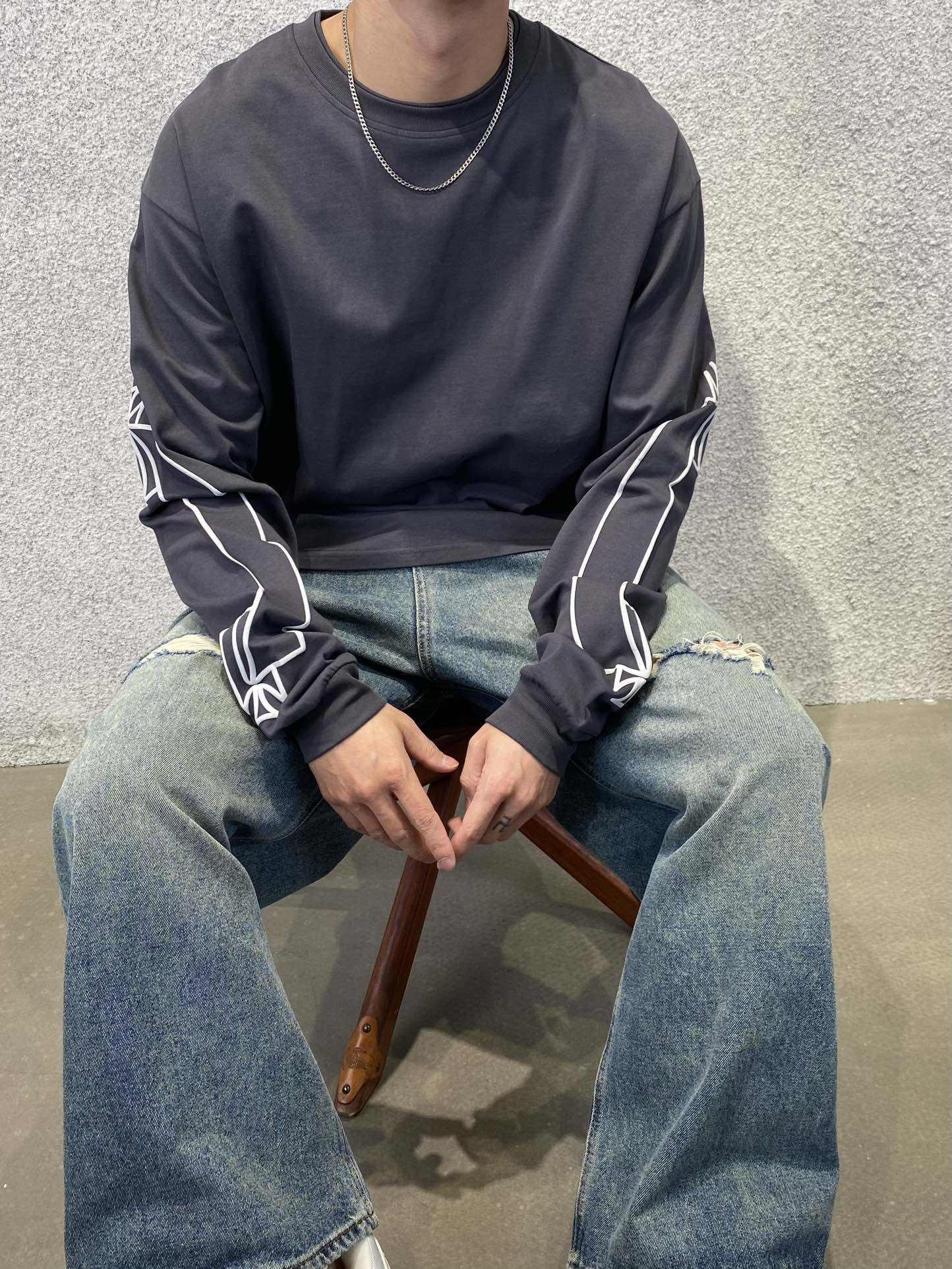 ASKYURSELF tシャツ uネック偽物 長袖 トップス 純綿 ゆったり 人気販売 ファッション 3色可選 グレイ_3