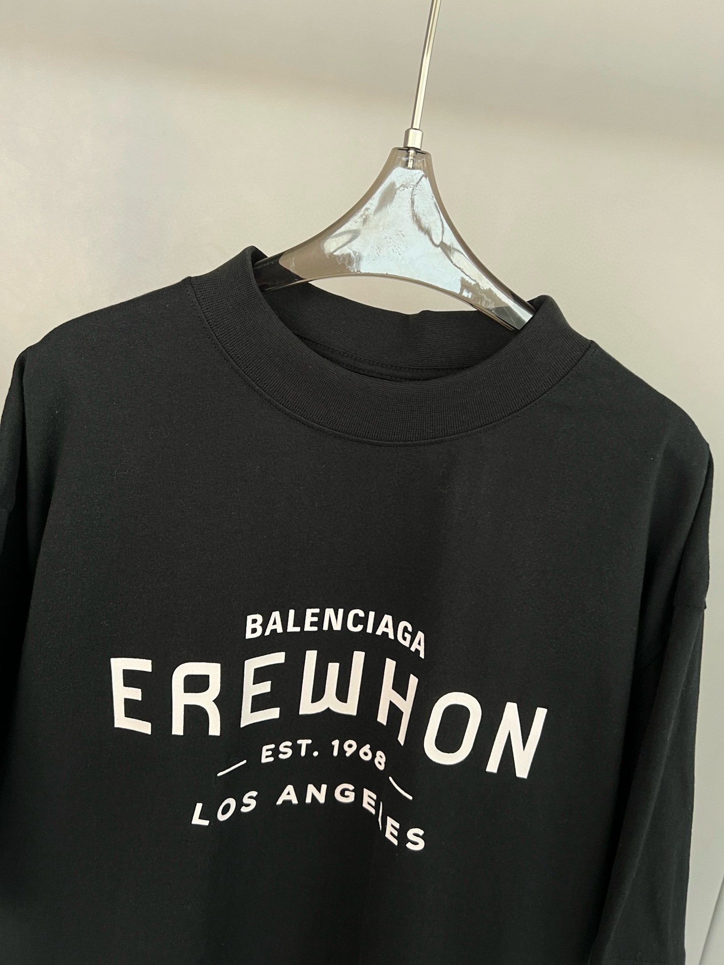 低価直輸入 専門店バレンシアガ tシャツコピー　早春の新作　文字のプリント_3