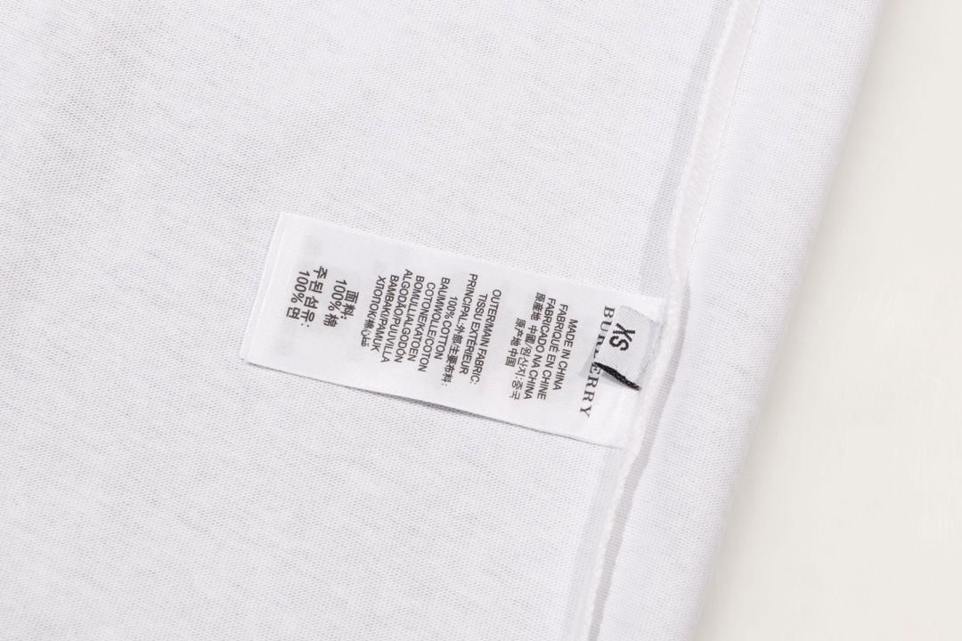 限定セール 低価  バレンシアガ 半袖  tシャツ偽物　ヴィンテージ風　ブランドのロゴ　刺繍_6