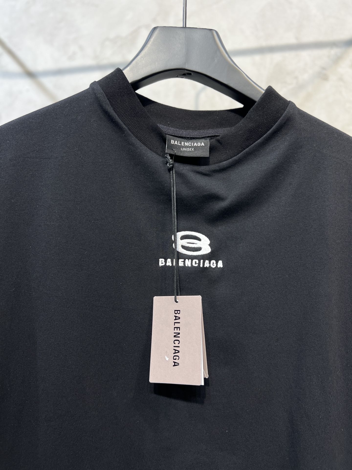 激安大特価 最新作の サイズ感 バレンシアガtシャツスーパーコピー_3