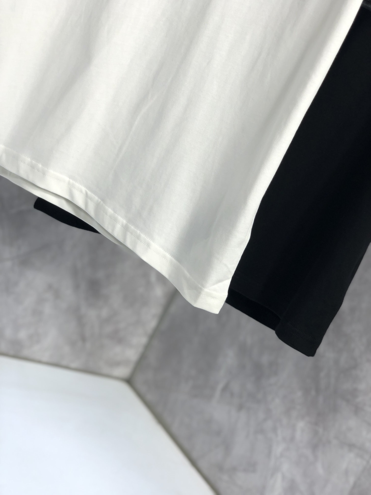 驚きの破格値人気のバレンシアガ イランシアガ tシャツn級品_4
