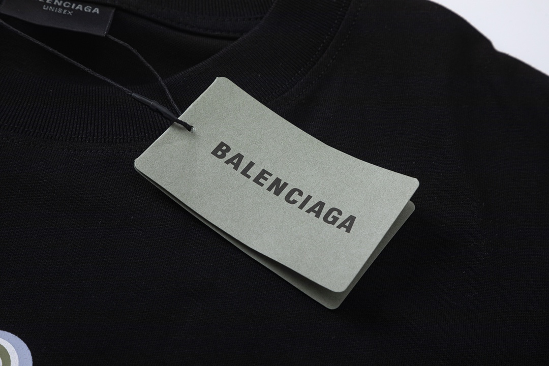 数量限定 爆買いバレンシアガ 半袖  tシャツスーパーコピー_5