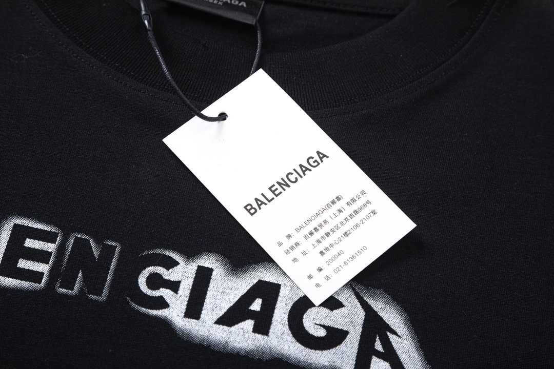 最安値 人気　高評価 バレンシアガ アパレル  tシャツコピー　ゆったり　シルエット　デザイン_5