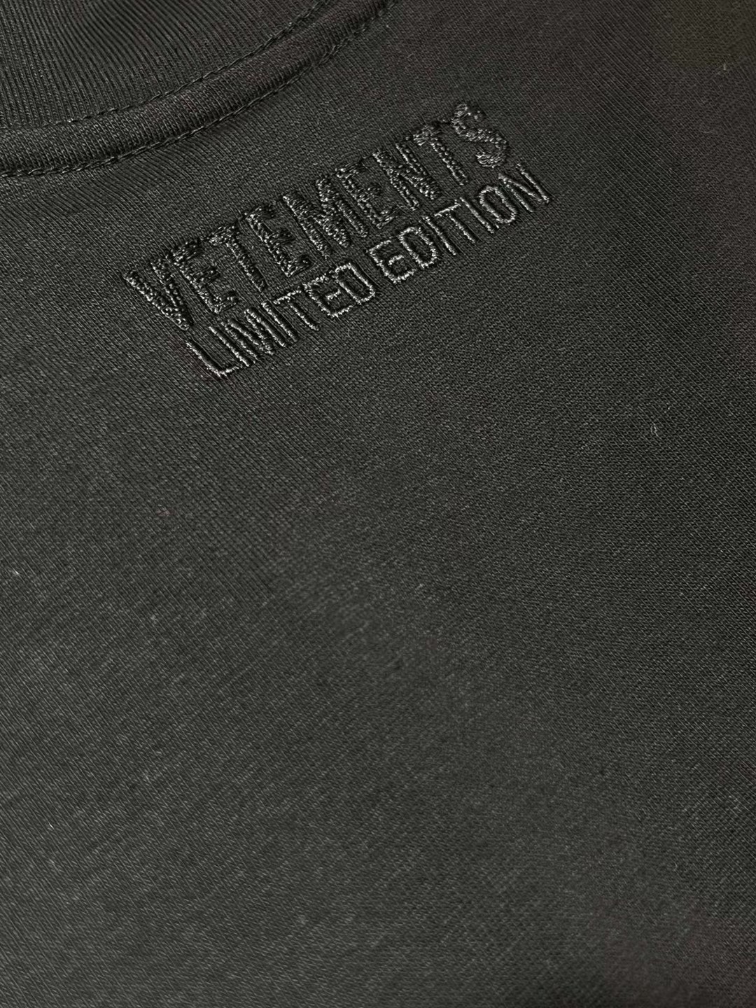 今季セール限定品 ヴェトモン tシャツ メンズ偽物 純綿 トップス 短袖 兎プリント 人気新作 ゆったり 2色可選_8