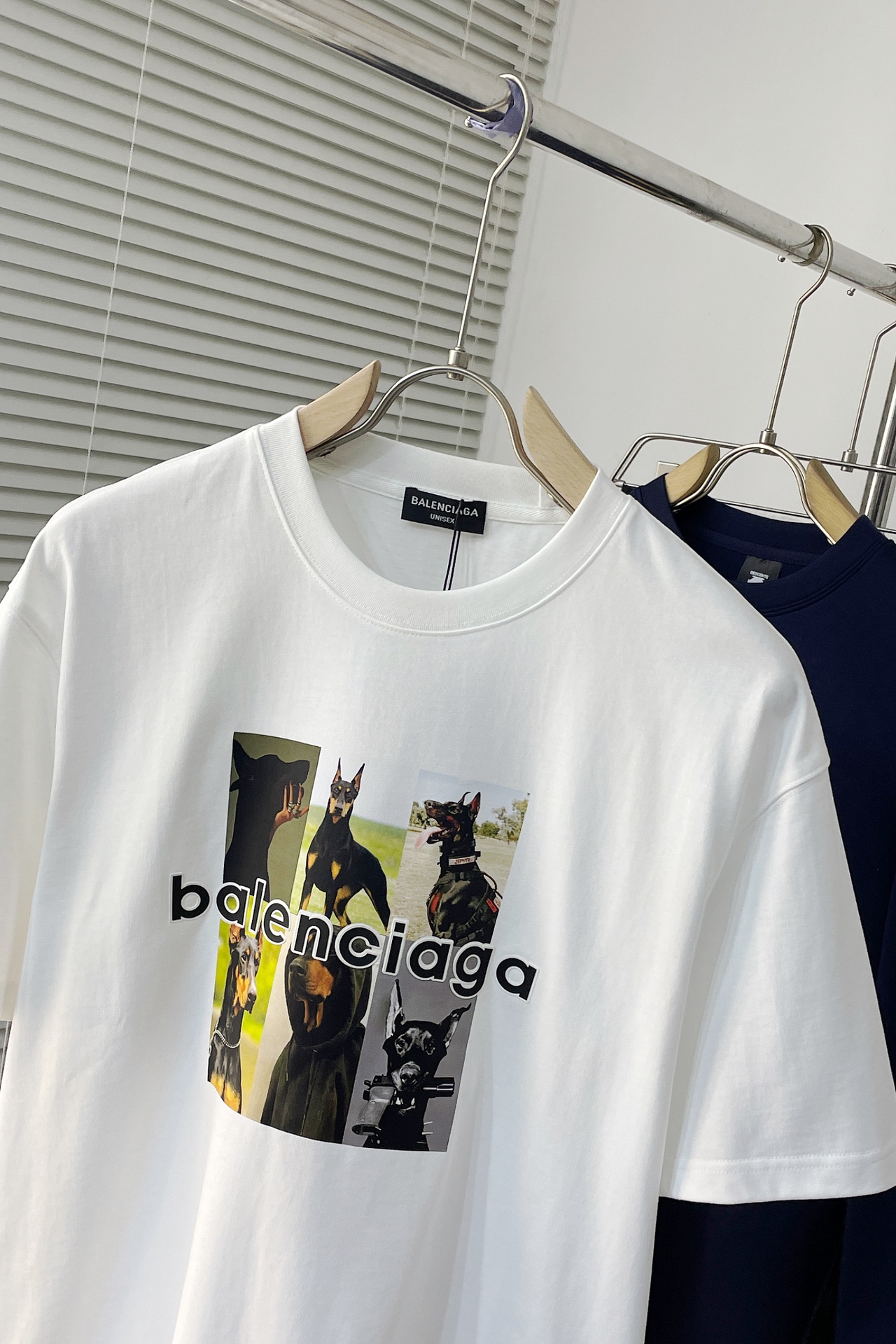 最安値！ 大人気バレンシアガ tシャツ メルカリスーパーコピー_4