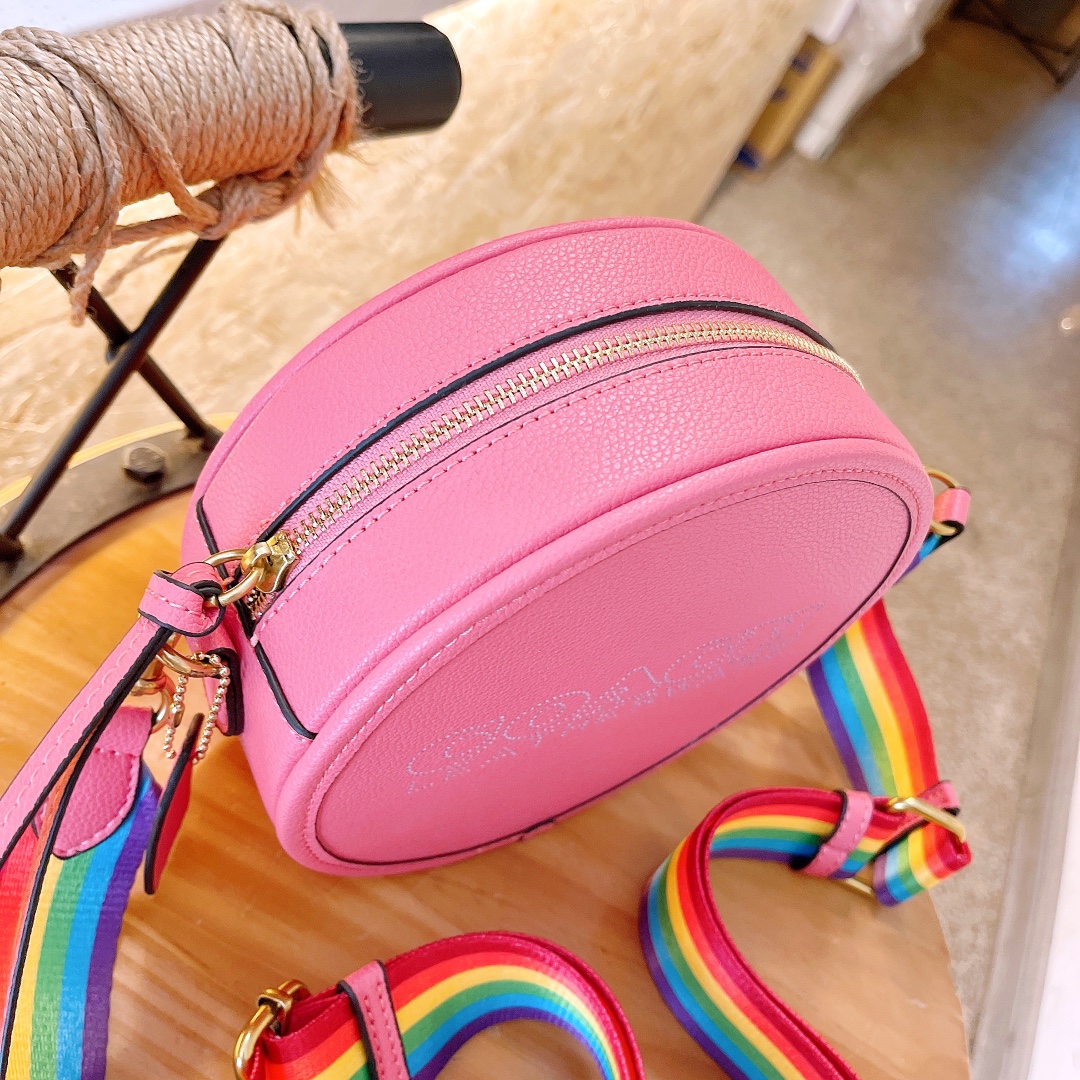 有名人の愛用品 通販品　バッグコーチ偽物　Coach Kia 円形バッグ　実用_3