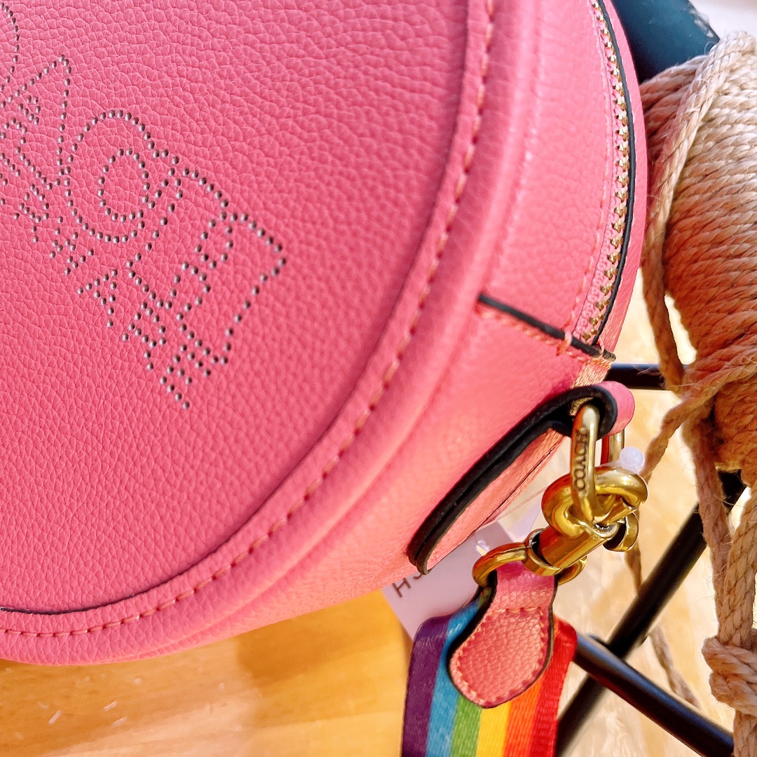 有名人の愛用品 通販品　バッグコーチ偽物　Coach Kia 円形バッグ　実用_6