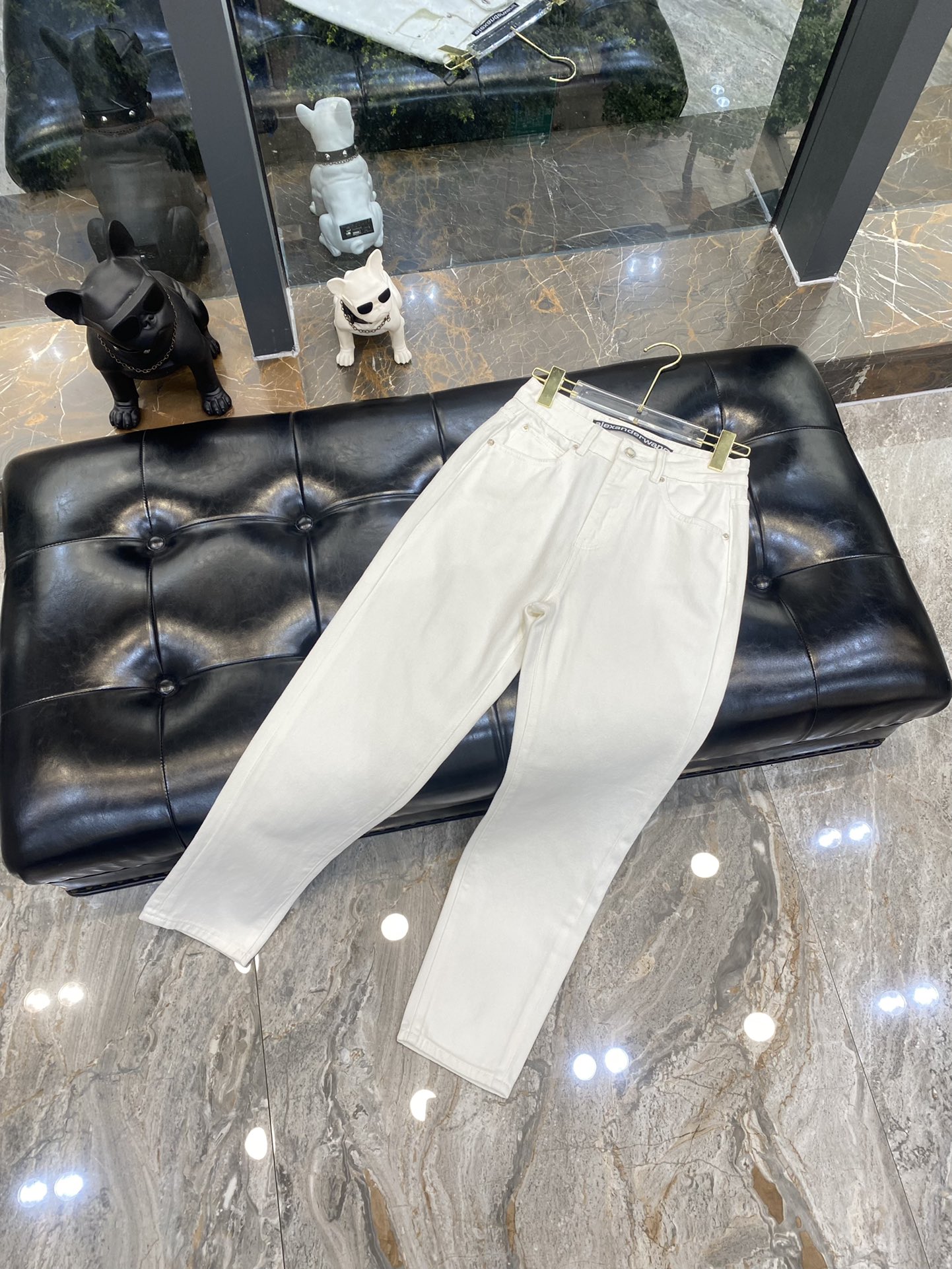 春夏人気セール安い アレキサンダーワン パンツ レディーススーパーコピー ジンーズ デニム ズボン 筒形 美脚 ホワイト_5