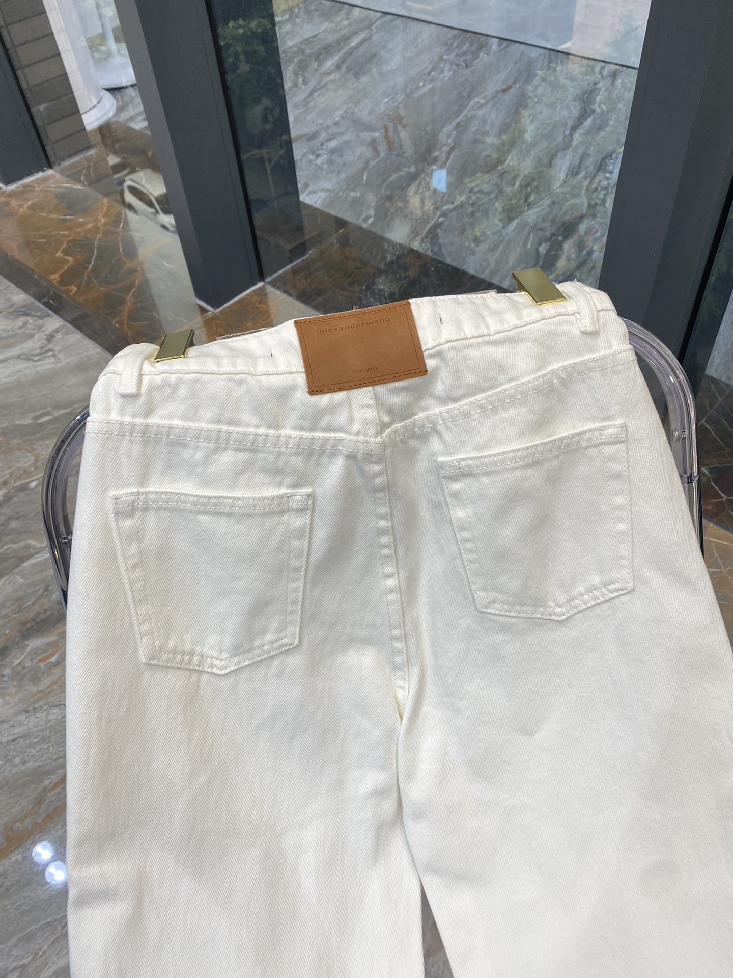 春夏人気セール安い アレキサンダーワン パンツ レディーススーパーコピー ジンーズ デニム ズボン 筒形 美脚 ホワイト_6