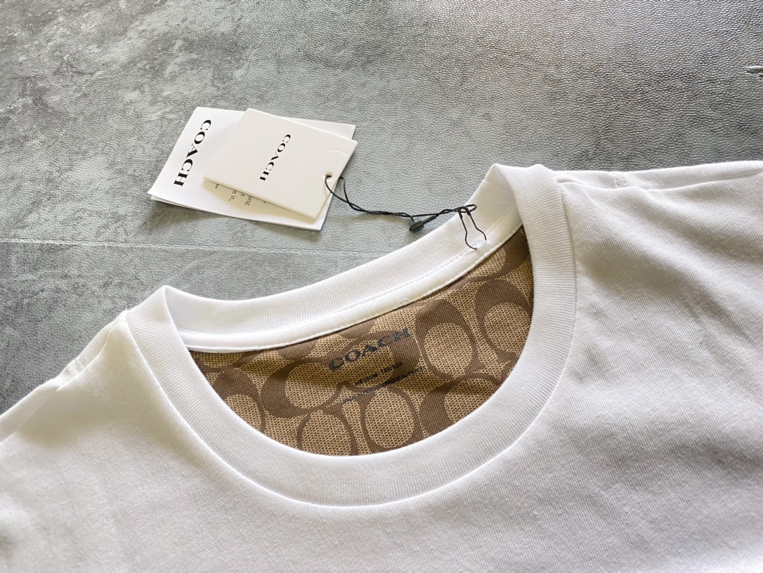 オシャレにお得 コーチtシャツコピー_2