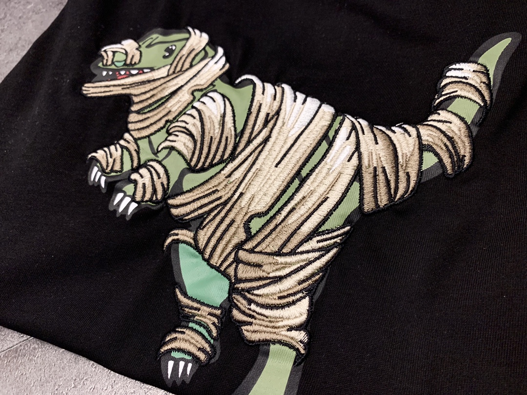 驚きの破格値 2023 新着 コーチのtシャツスーパーコピー_2