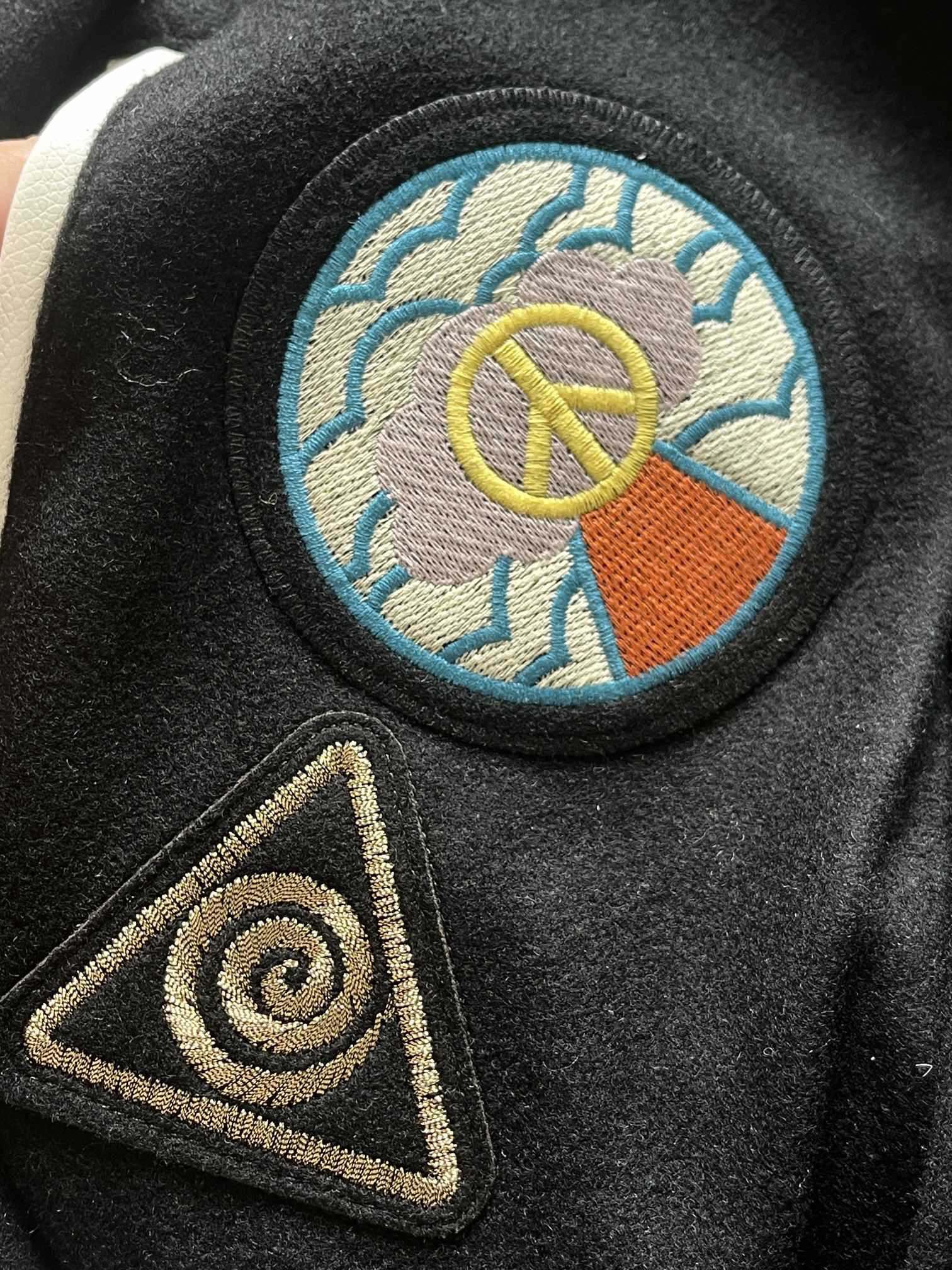 人気定番 ステューシージャケットサイズ感偽物 トップス アウター 運動服 stussy X Denim Tearsコラボモデル 高級品 ブラック_9