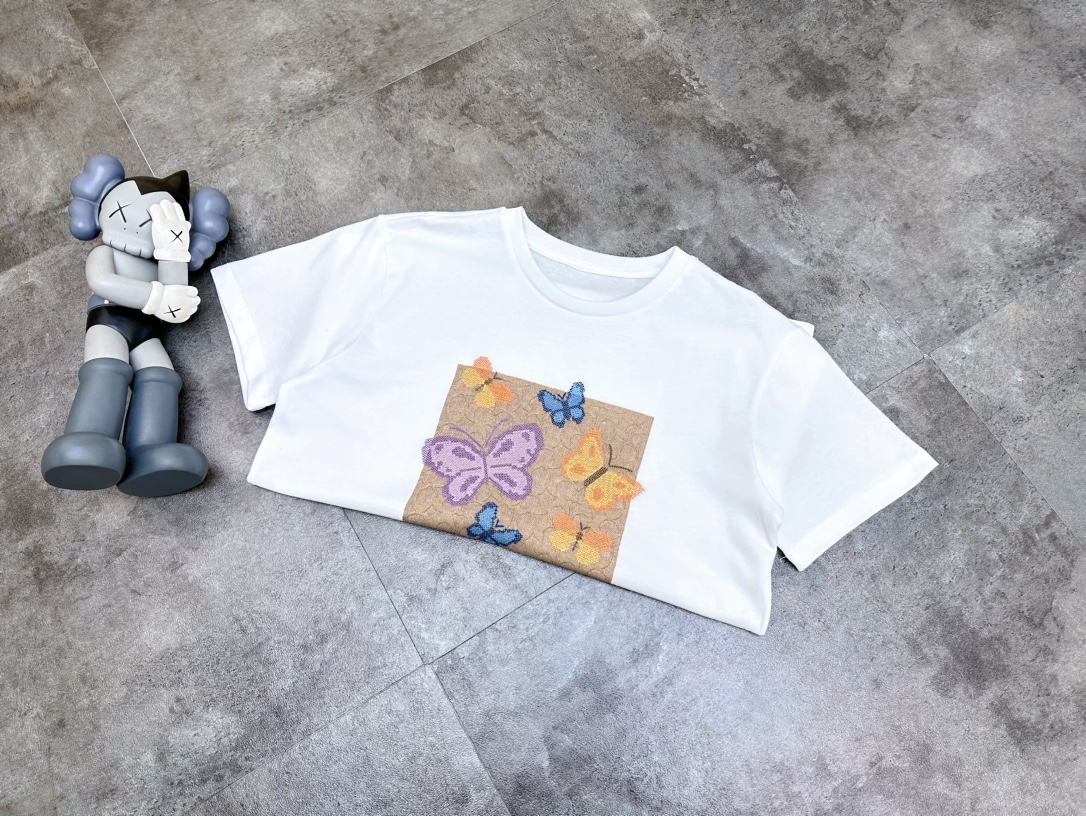 数量限定 得価 コーチtシャツn級品 丸首 柔らかくて しっかりした素材_5