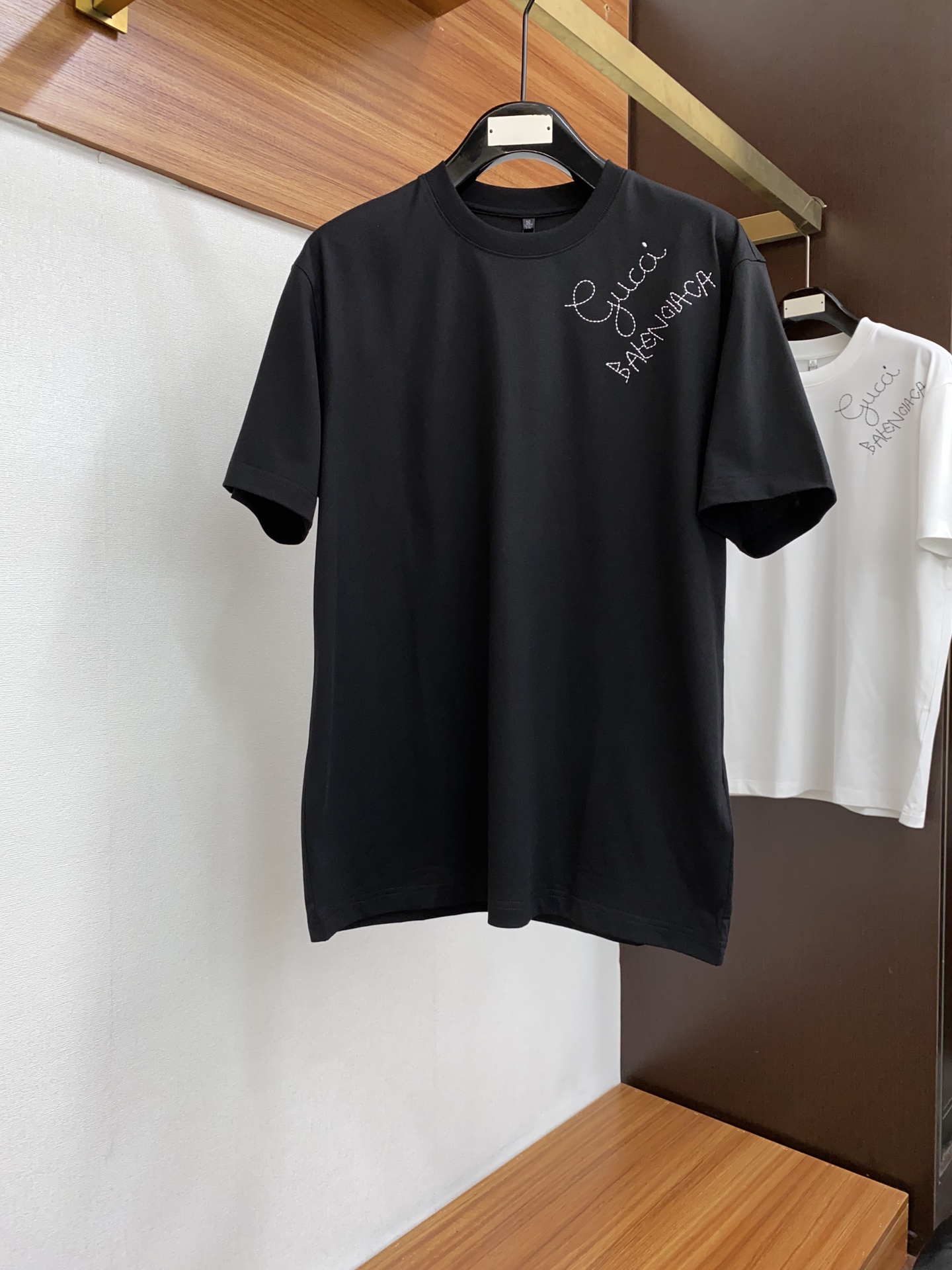 最安値 バレンシアガtシャツ メルカリスーパーコピー トップス ファッション プリント シンプル ゆったり 新品 2色可選 ブラック_1