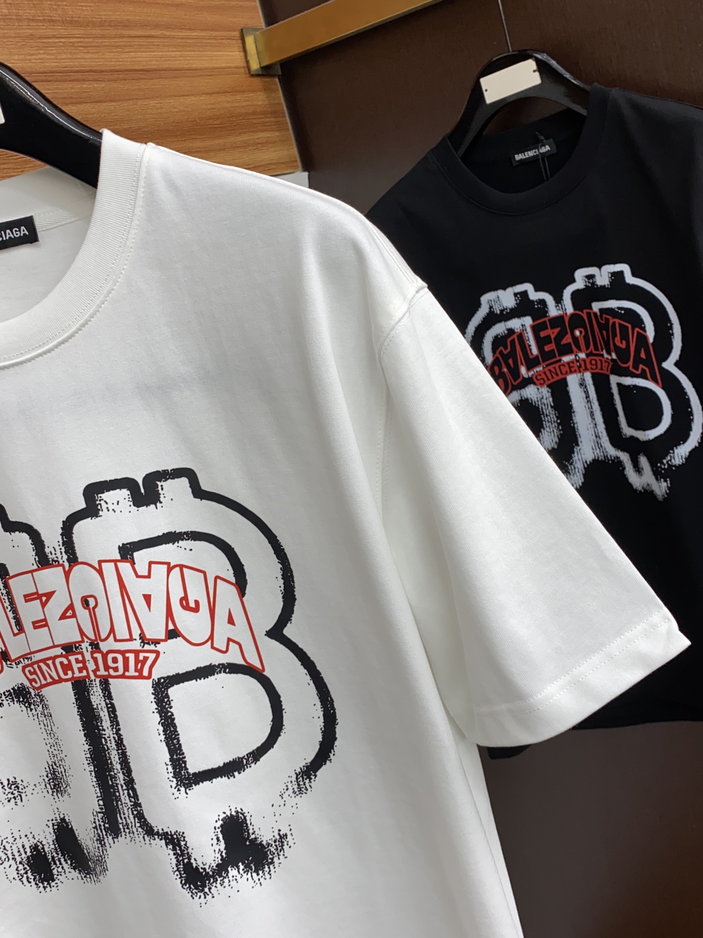 春夏限定 バレンシアガ tシャツ オーバーサイズコピー トップス プリント ゆったり カップル 男女兼用 4色可選 ホワイト_4