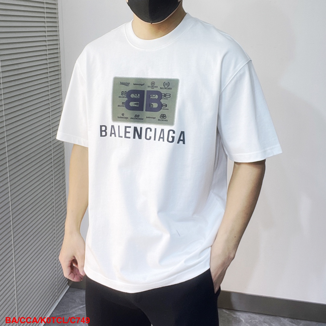 大活躍 メンズ バレンシアガ tシャツ激安通販 トップス プリント ゆったり 高級品 シンプル 半袖 ホワイト_1