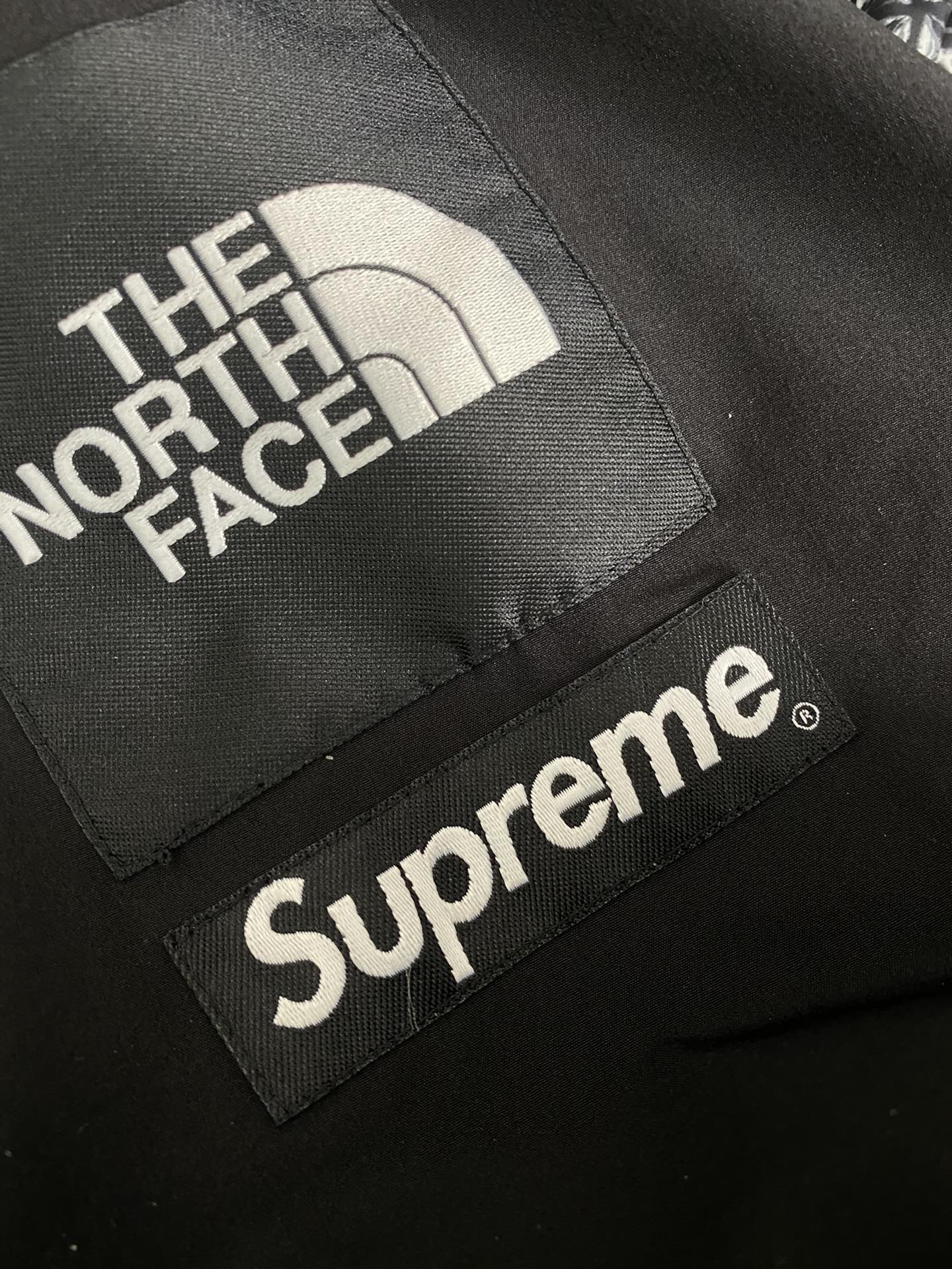 最安値！ 大人気メンズ シュプリームジャケットスーパーコピー　THE NORTH FACE　コラボレーションアイテム　プロ仕様_4