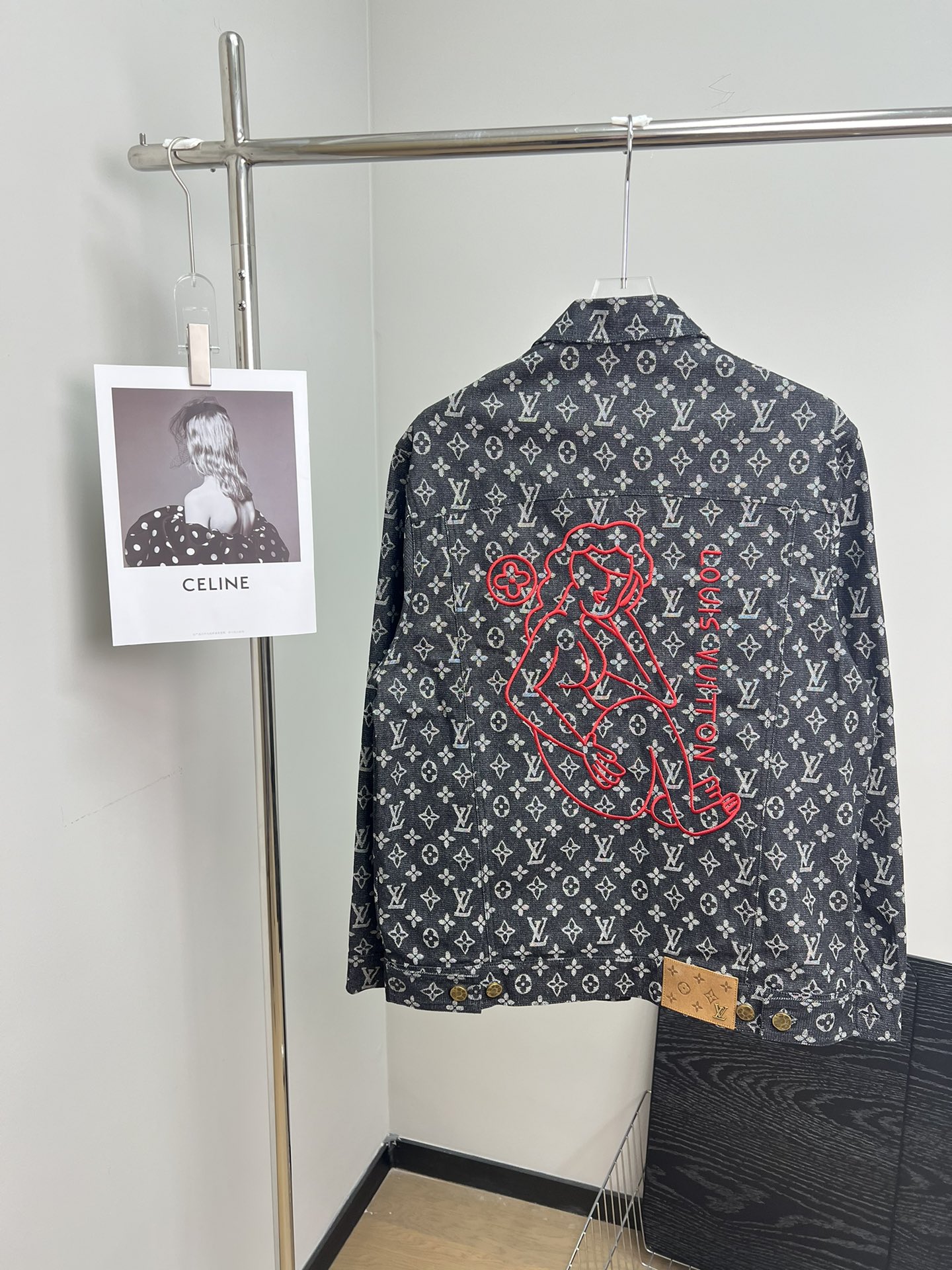 限定セール 低価 シュプリームメルカリジャケット偽物　　LV＆Supreme　コラボレーション　デニムジャケット_2