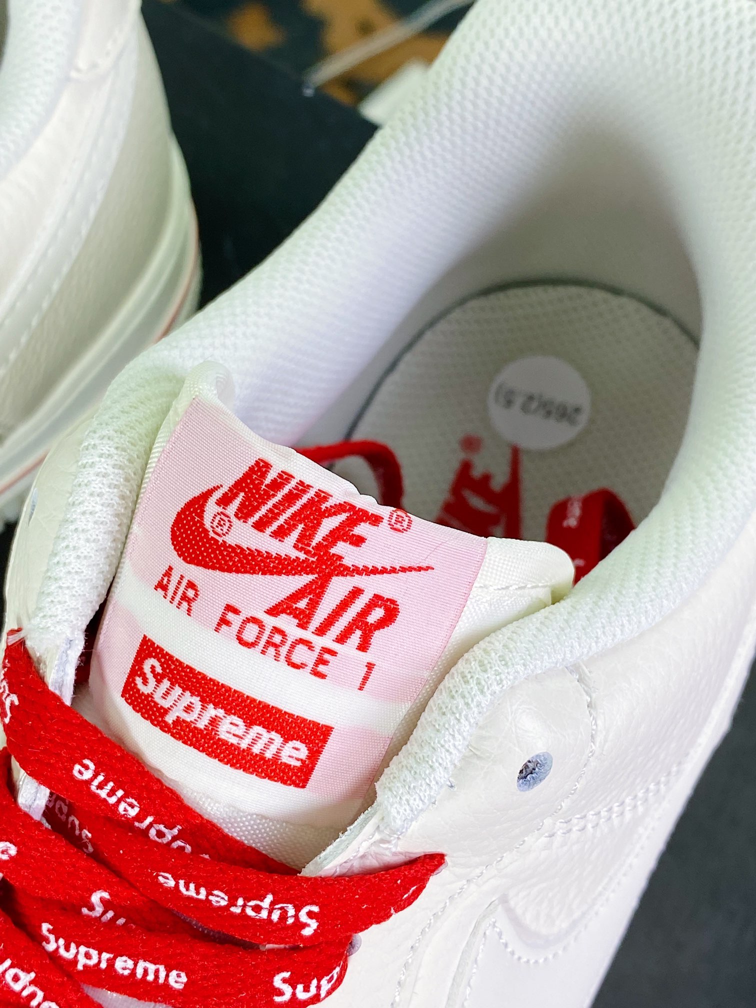 最安値 人気　シュプリーム　エアフォースコピー NikeとSupreme　コラボレーション　レザー素材_6