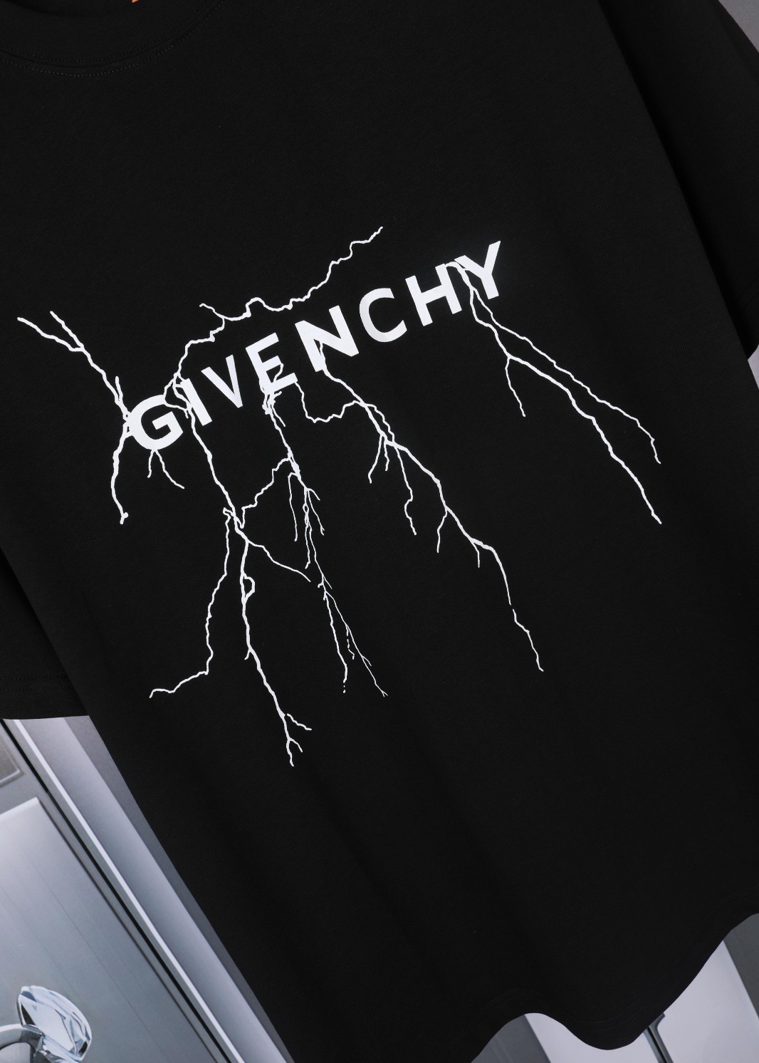 超レア激得 ジバンシーのロゴスーパーコピー ファッション Tシャツ トップス 純綿 半袖 柔らかい 2色可選_6