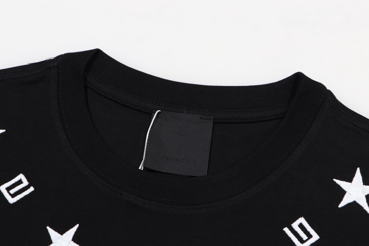 大絶賛 ジバンシー ロゴtシャツ偽物 短袖 純綿トップス プリント ゆったり 個性的 男女兼用 2色可選 ブラック_3