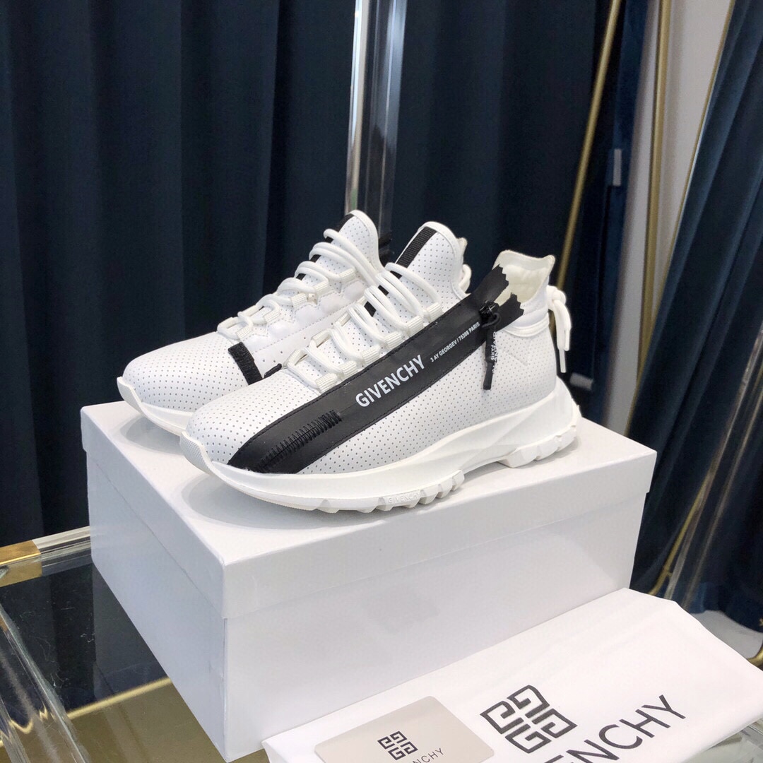ジバンシー靴下ｎ級品 スポーツシューズ ハイカット スニーカー 厚底 通気性 履きやすい 疲れにくい おしゃれ カジュアル 運動靴 日常着用 ホワイト_1