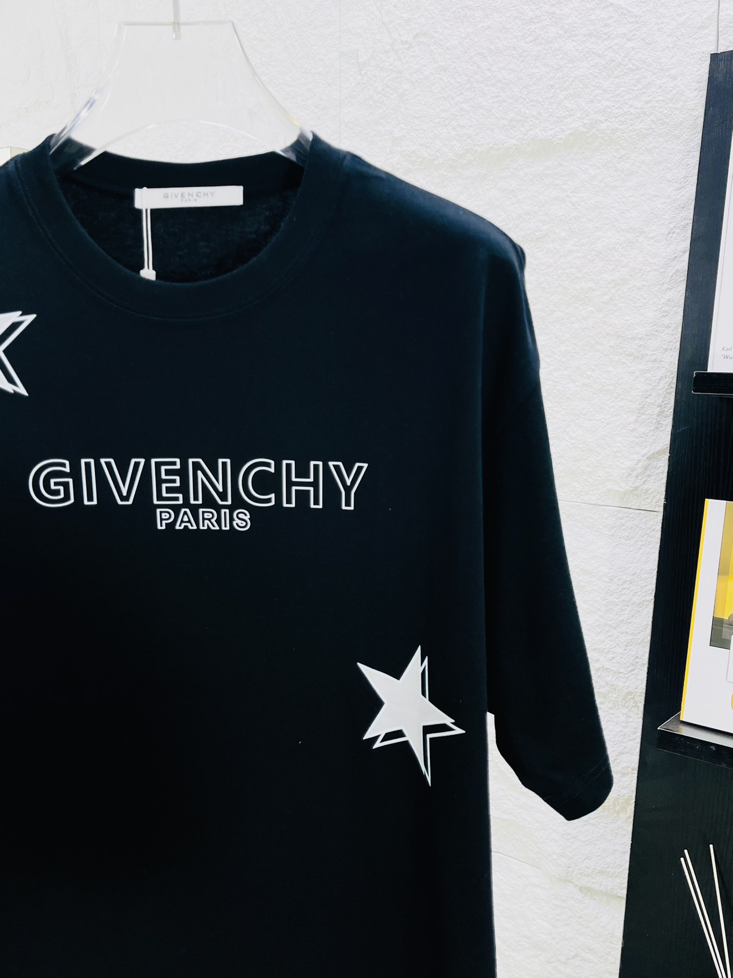 爽やかな ジバンシィ tシャツ メンズｎ級品 トップス 純綿 星プリント 柔らかい ファッション 人気定番 ブラック_4