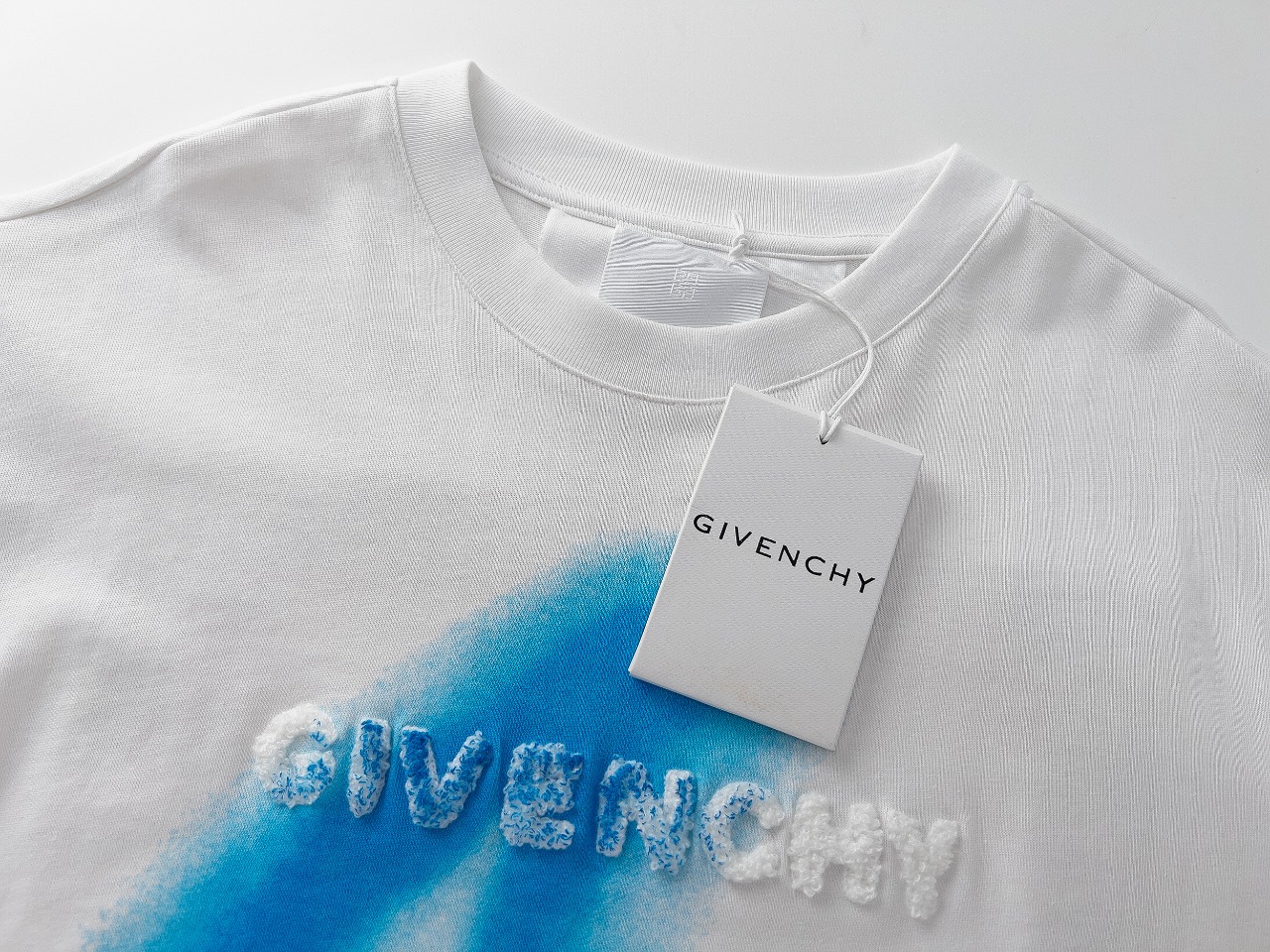 お買い得豊富な ジバンシィ フーディｎ級品 半袖 トップス 純綿Tシャツ 柔らかい 月プリント 人気新作 男女兼用 ホワイト_4