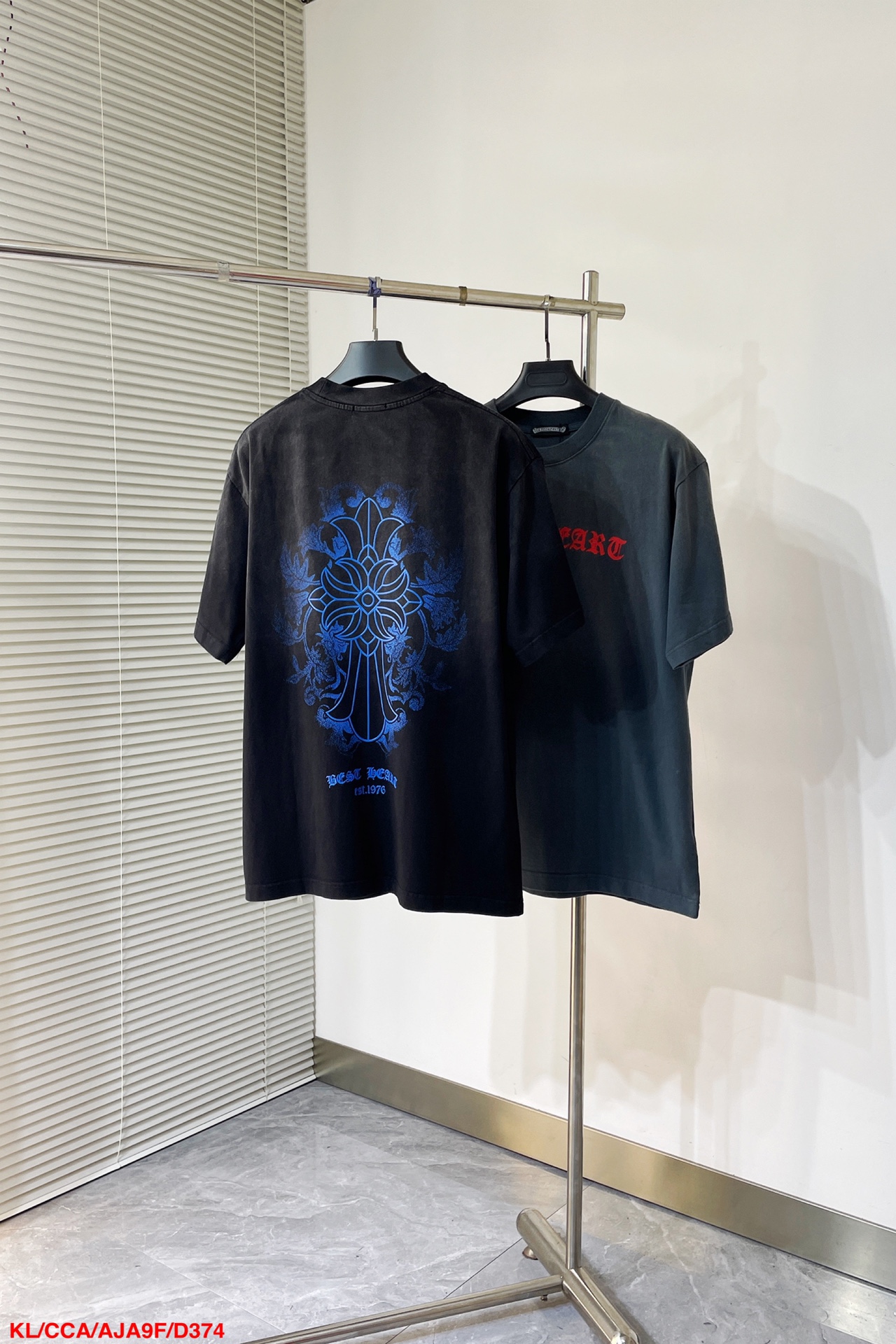 超激レア人気新作 クロムハーツtシャツ 買取スーパーコピートップス 純綿 半袖 青いプリント ゆったり ブラック_1