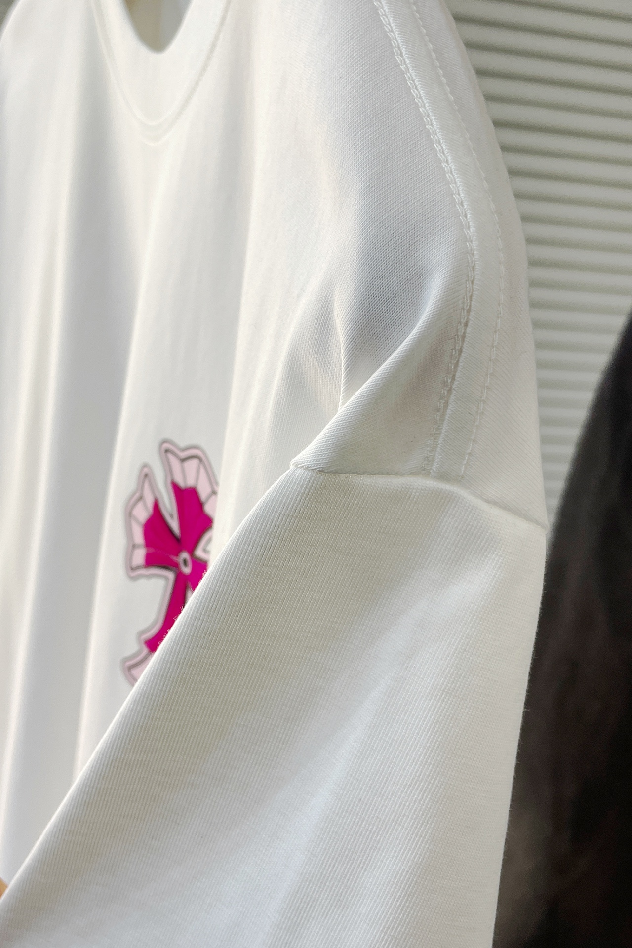 超レア激得 クロムハーツ tシャツ 本物見分け方スーパーコピー トップス 純綿 半袖 十字架プリント ファッション 大きいサイズ ホワイト_5